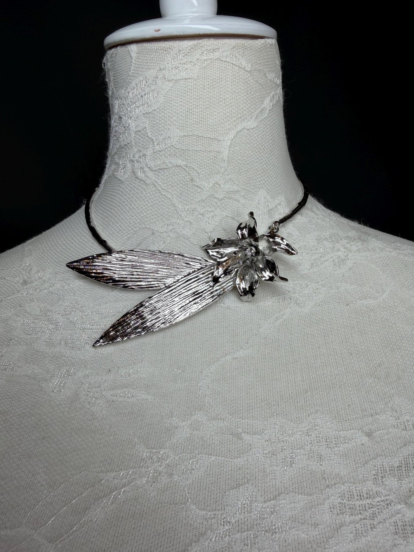 Handmade Floral Leaf Choker