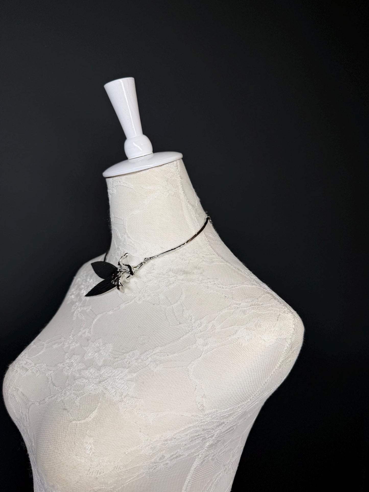Handmade Floral Leaf Choker