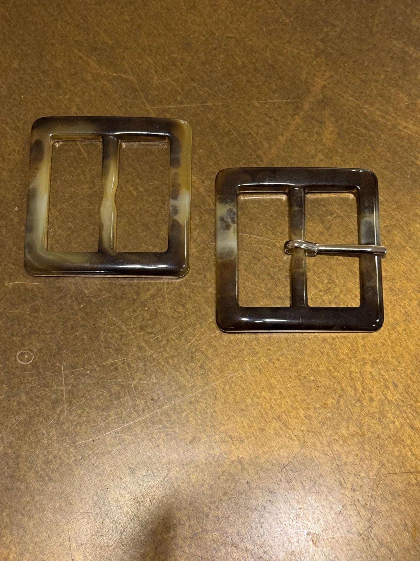 Mock Tortoiseshell Square Buckle, Prong or No Prong, 6cm