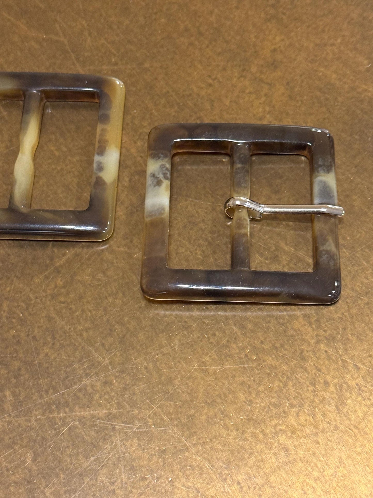 Mock Tortoiseshell Square Buckle, Prong or No Prong, 6cm