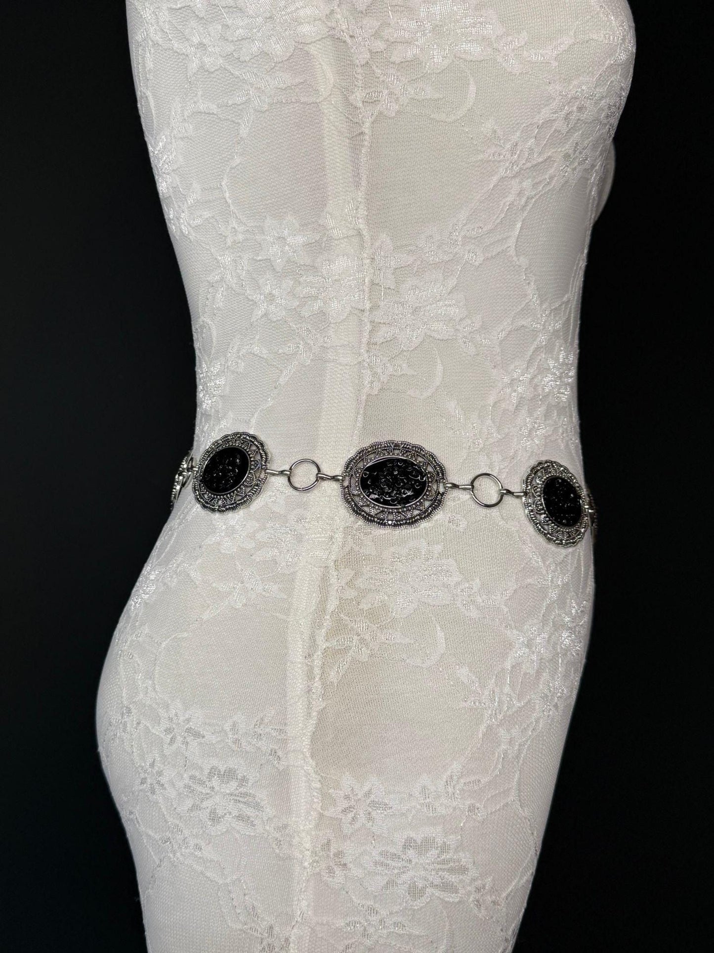 X-long Disc Belt, Silver, Metal Disc Belt, Teen Sizes, Size 18”-60”, FAN Design, FAN Collection, Fashion Accessory, Gift, Red, Black, Blue