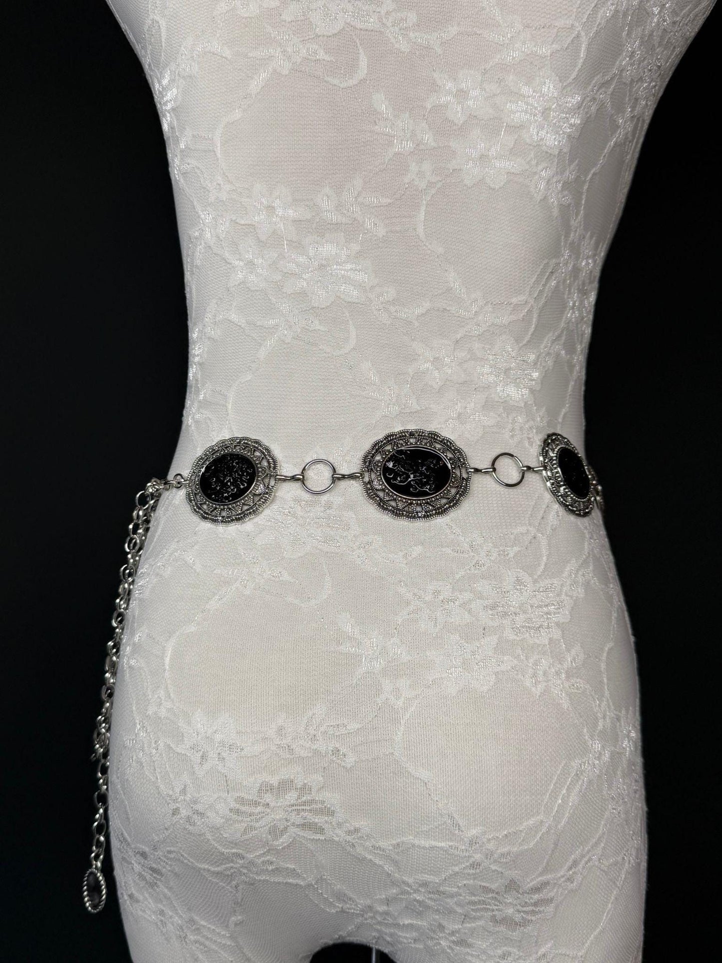 X-long Disc Belt, Silver, Metal Disc Belt, Teen Sizes, Size 18”-60”, FAN Design, FAN Collection, Fashion Accessory, Gift, Red, Black, Blue