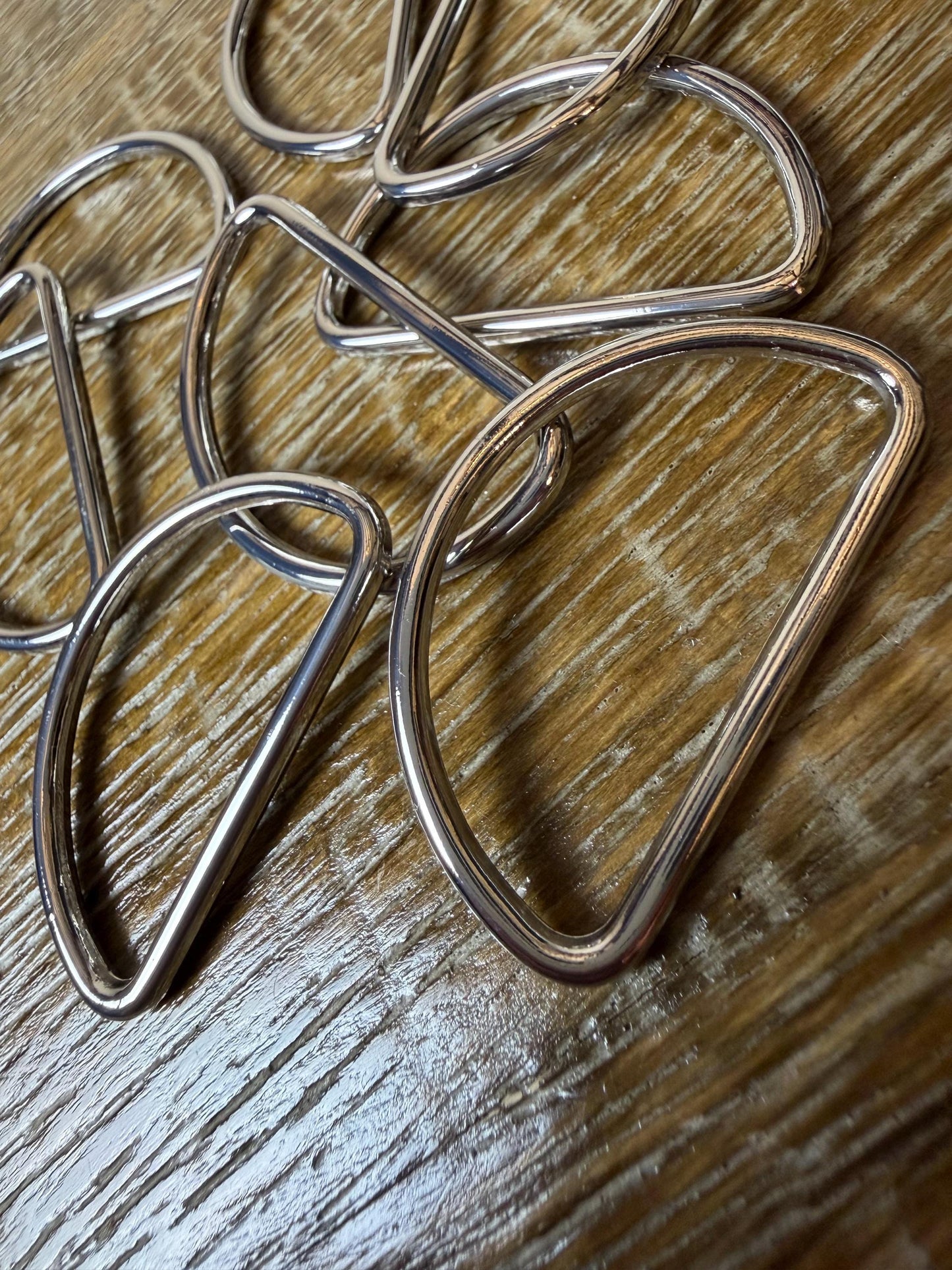 Large Metal Welded D Rings, Shiny Silver, Alloy, 4.3cm (1.7”)