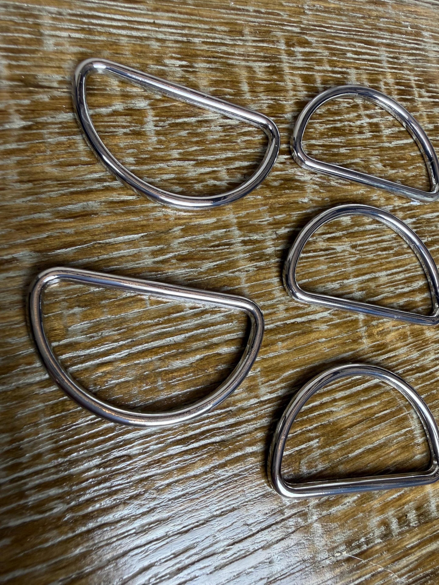 Large Metal Welded D Rings, Shiny Silver, Alloy, 4.3cm (1.7”)