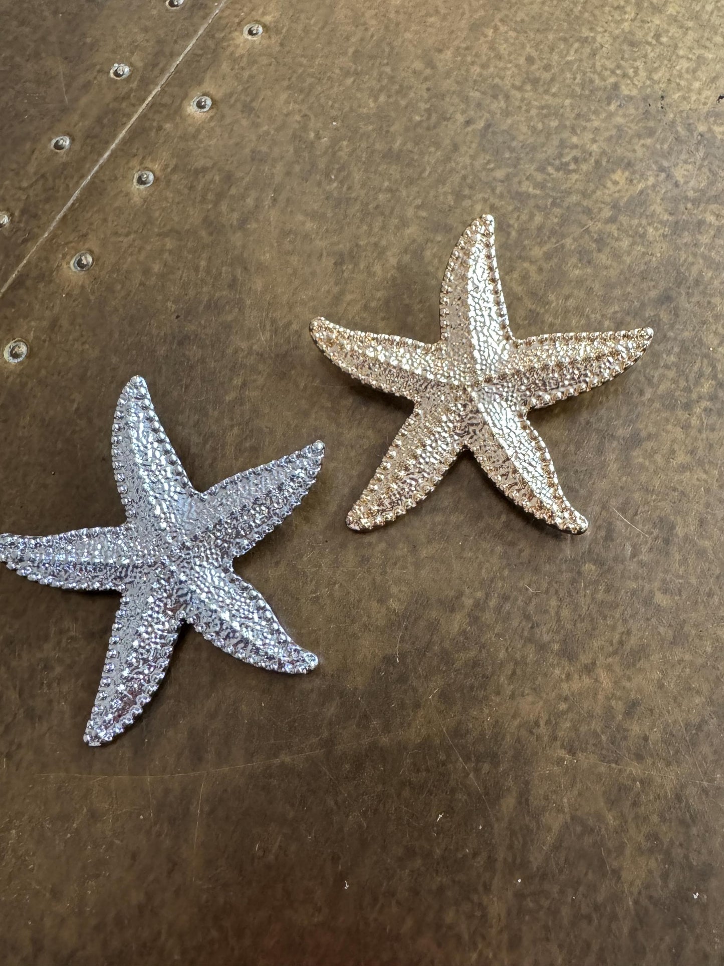 Starfish Design Metal Brooch, Brooch, Solid Metal, Accessory, 2 1/4”, Resort, Gift, FAN Design, Brooches, Holiday, Beach, Gift, Gold, Silver