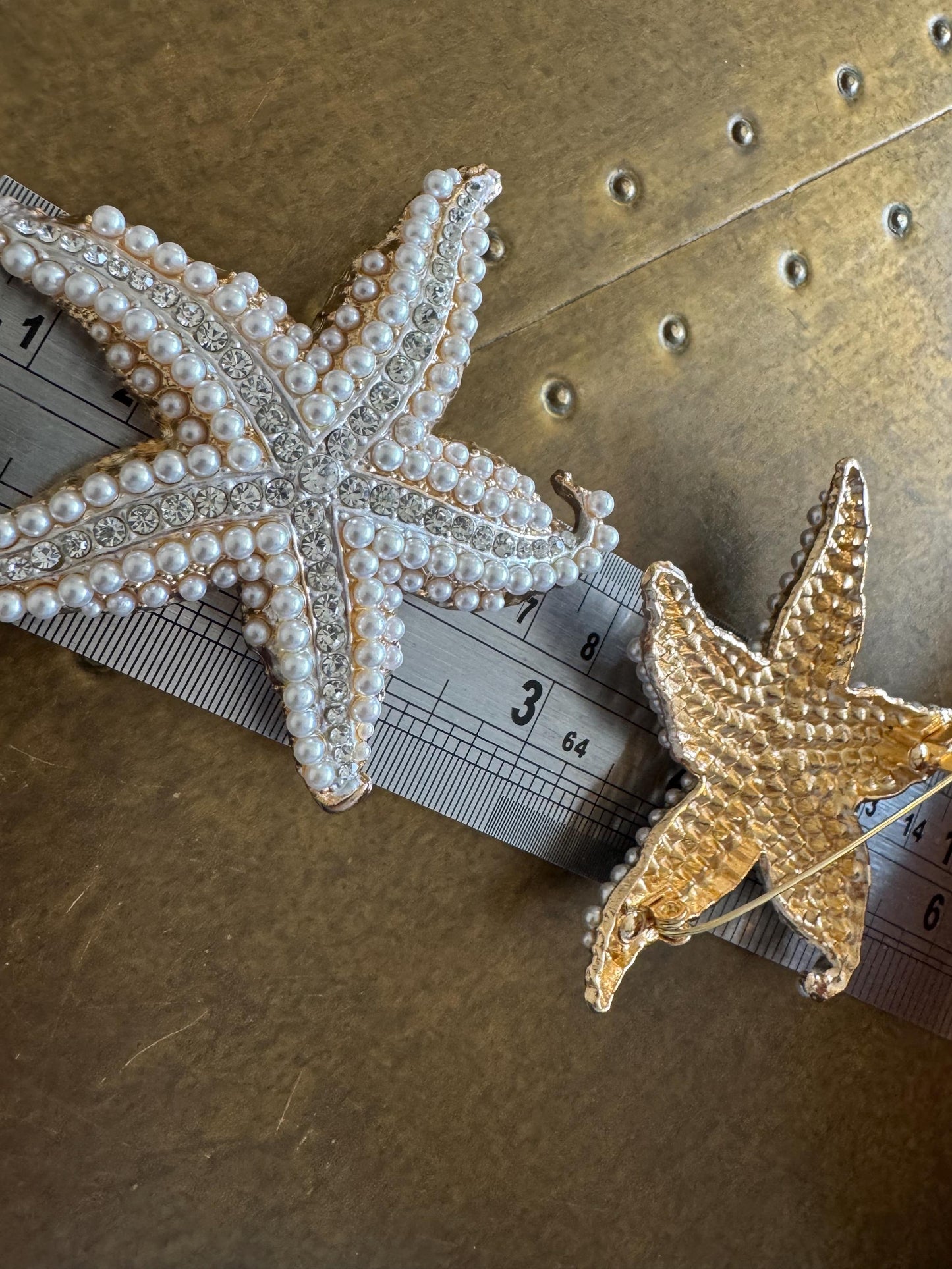 Starfish Design Metal Brooch, Brooch, Solid Metal, Accessory, 2 1/4”, Resort, Gift, FAN Design, Brooches, Holiday, Beach, Gift, Gold, Silver