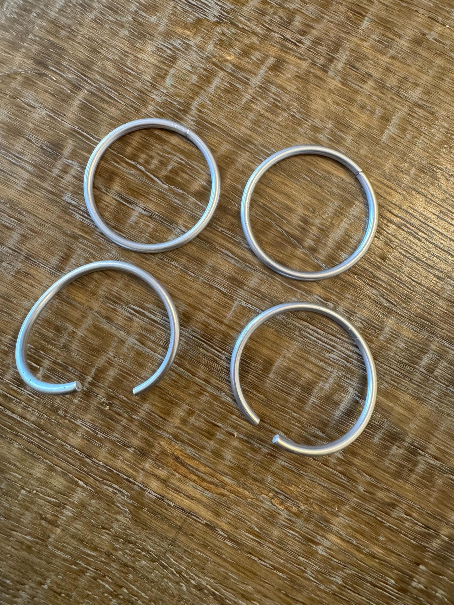 Aluminium Split Rings: Opening Metal Rings (5.8cm)