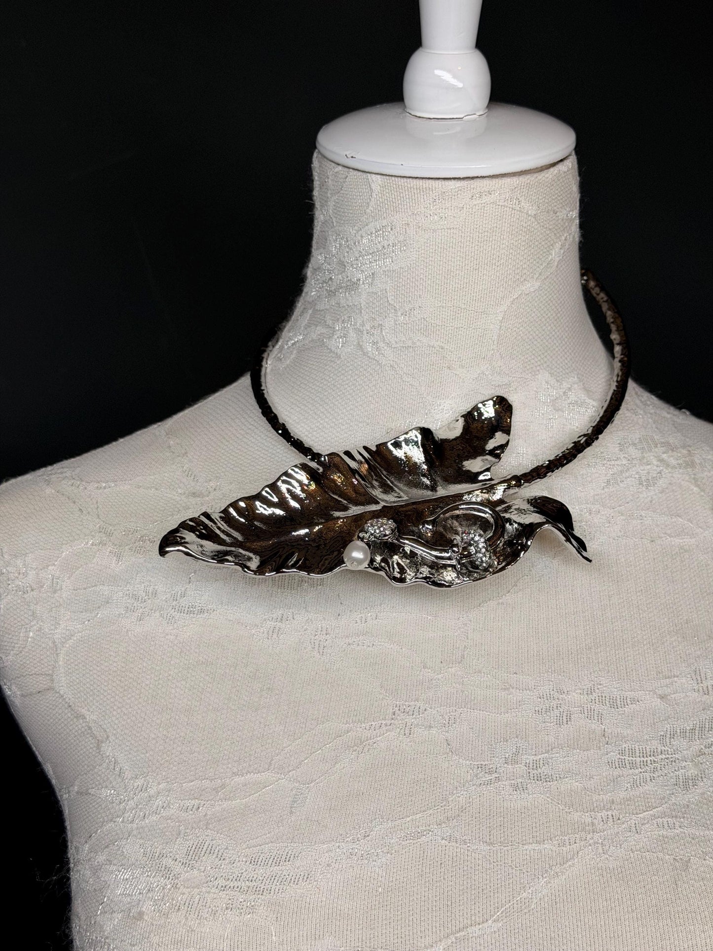 Handmade Gold Leaf Choker Necklace, Bridal Jewelry
