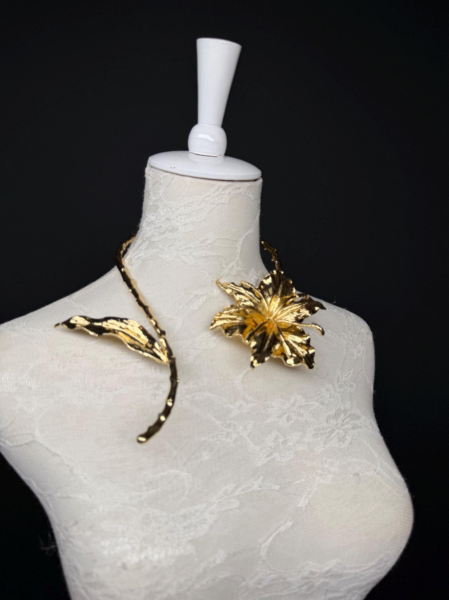 Handmade Floral Leaf Choker