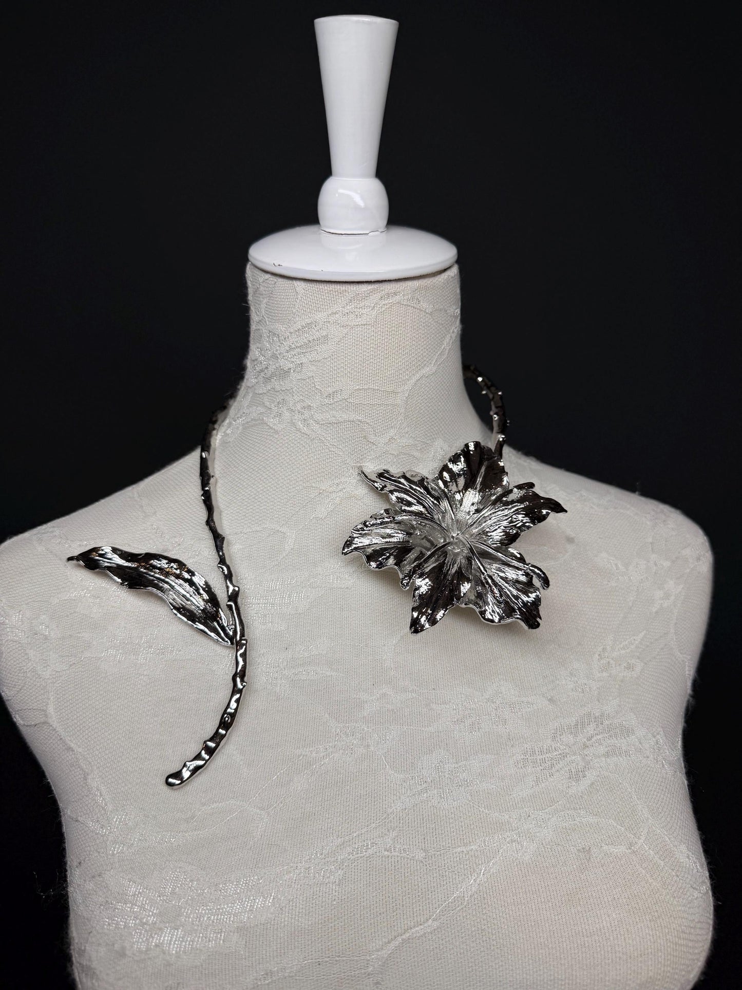 Handmade Floral Leaf Choker