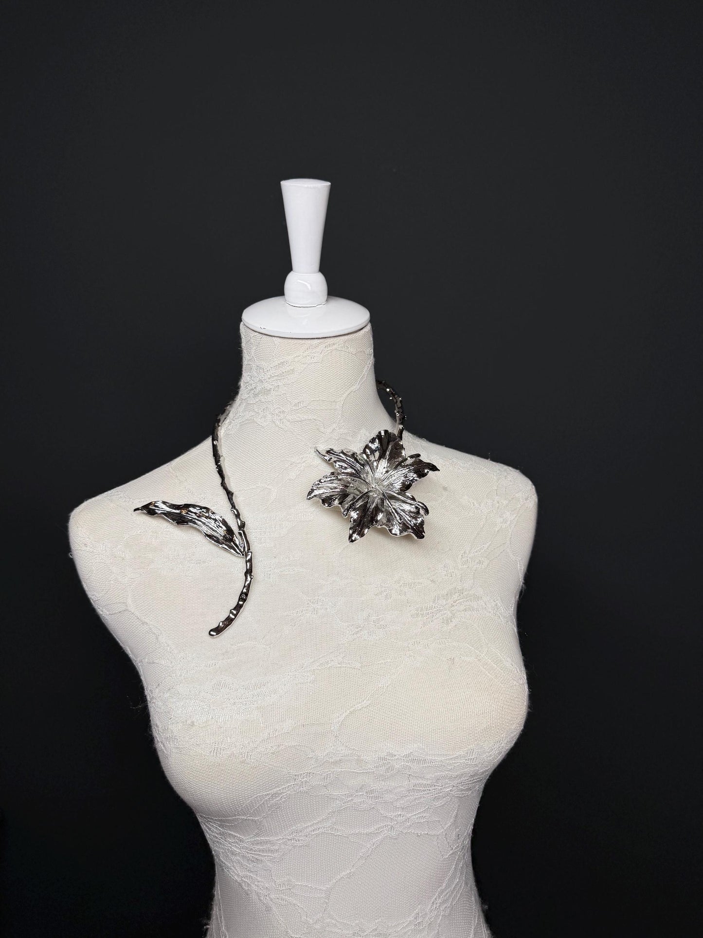 Handmade Floral Leaf Choker