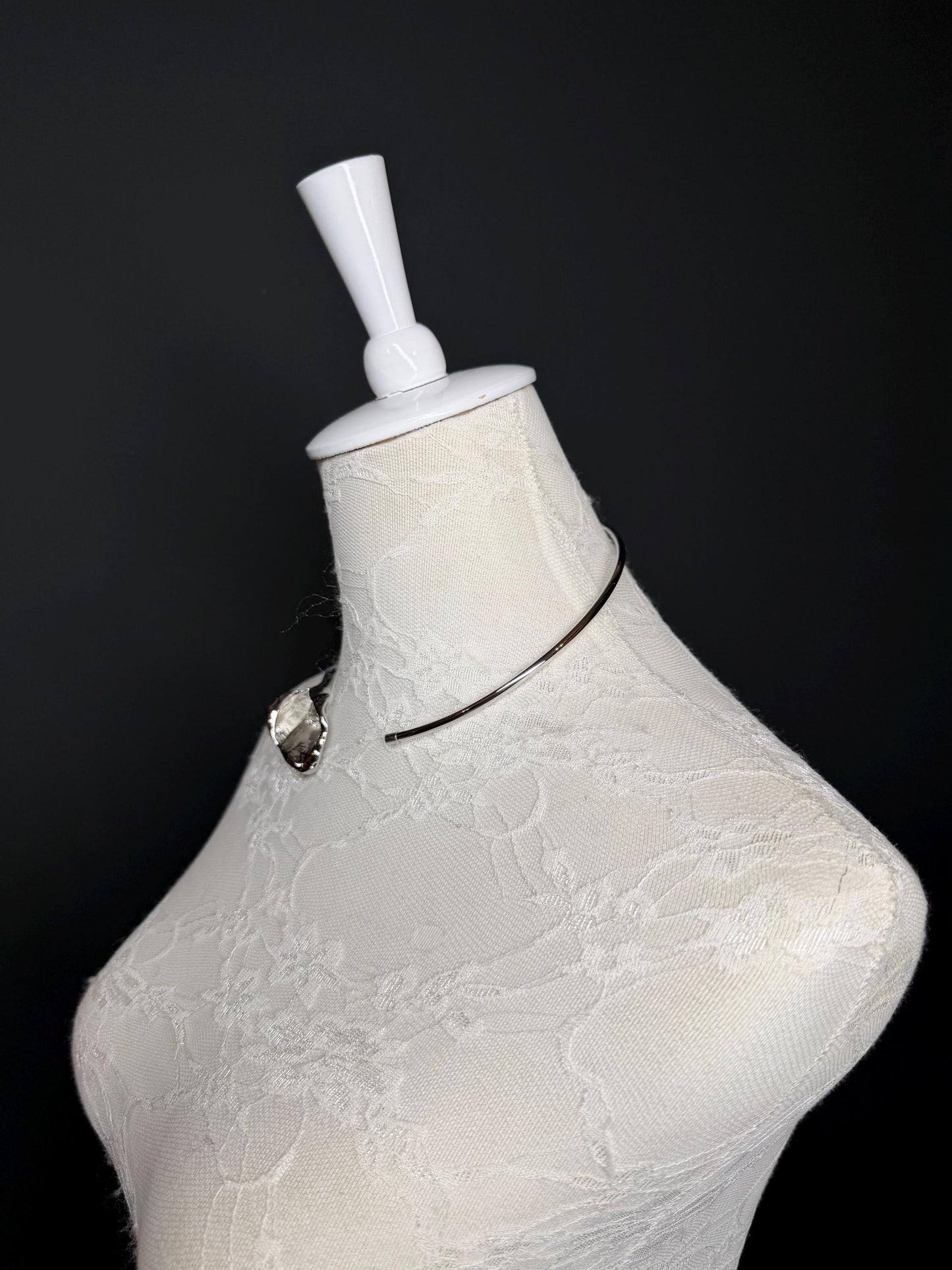 Handmade Leaf Petal Metal Choker Necklace, Bridal Jewelry