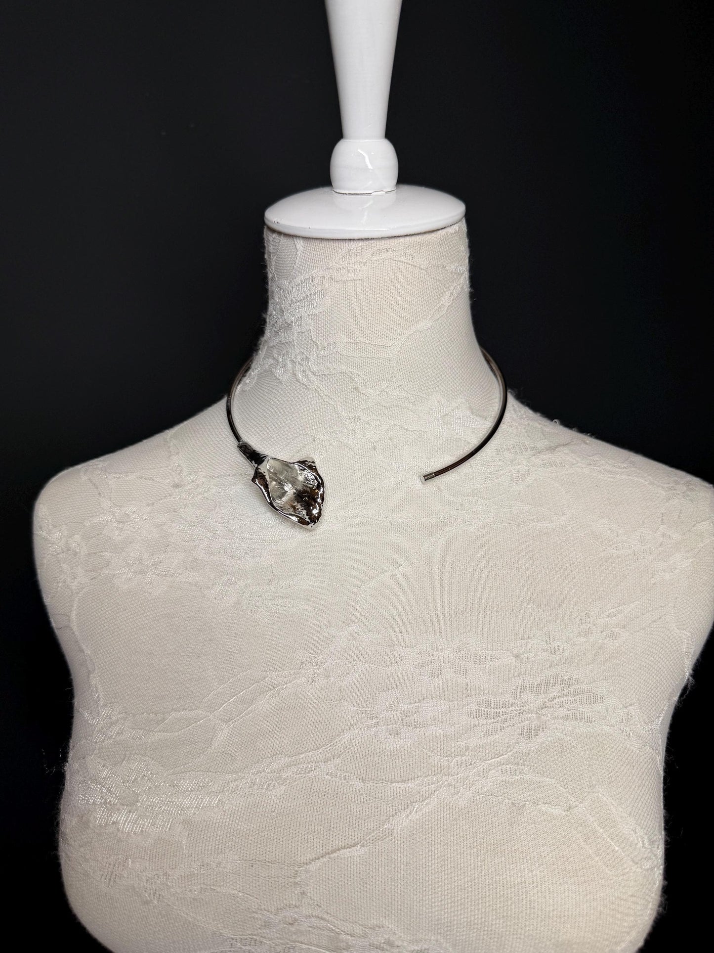 Handmade Leaf Petal Metal Choker Necklace, Bridal Design