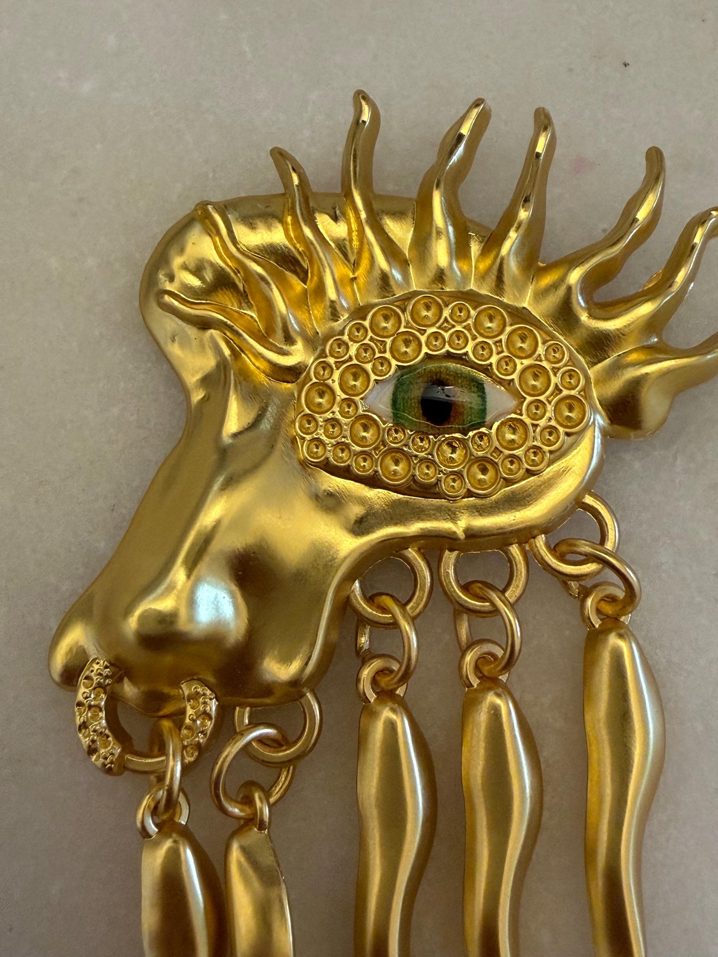 Brooch, Eye Brooch, Pin on Gold, 10cm x 4.5cm