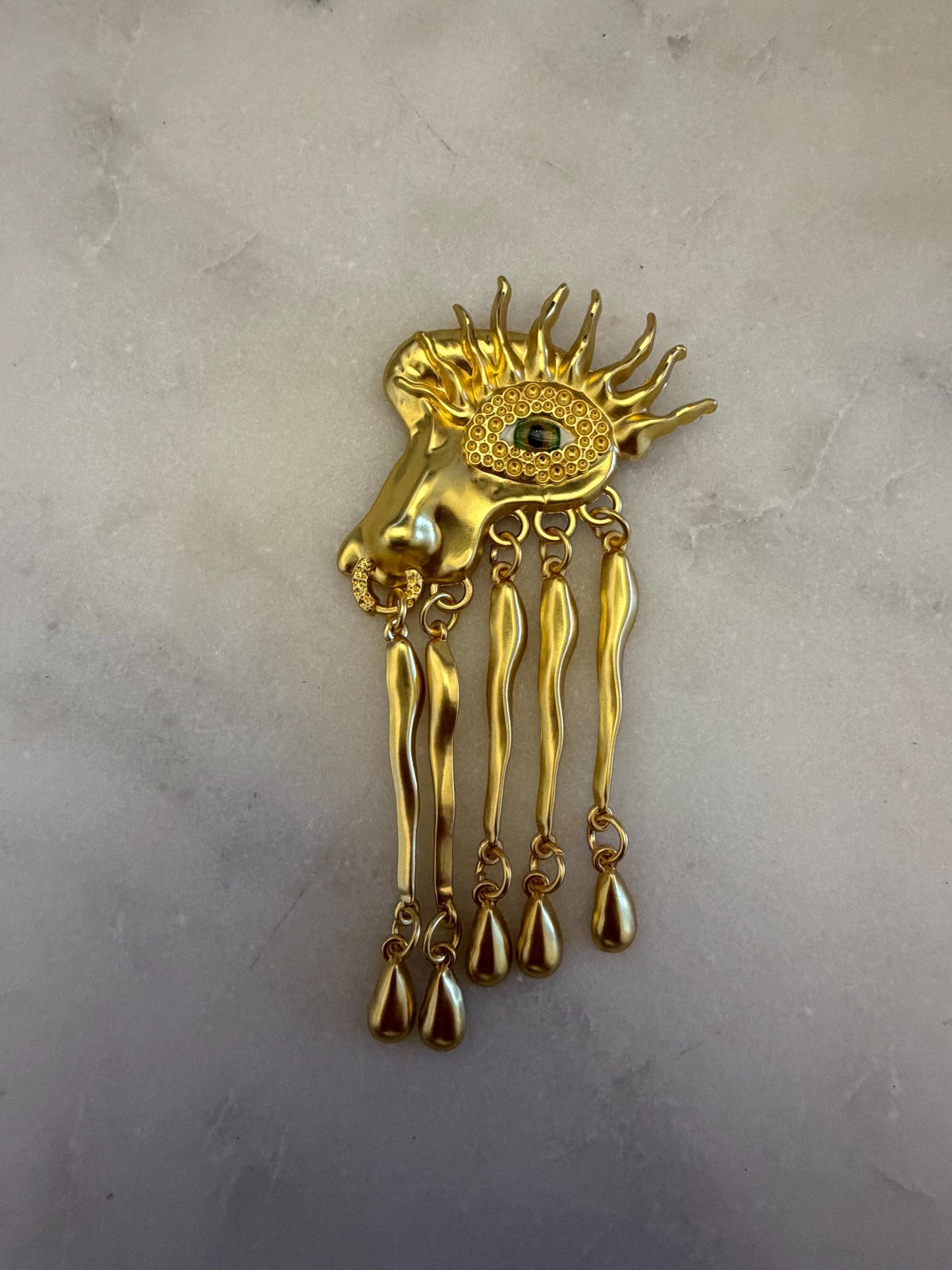 Brooch, Eye Brooch, Pin on Gold, 10cm x 4.5cm
