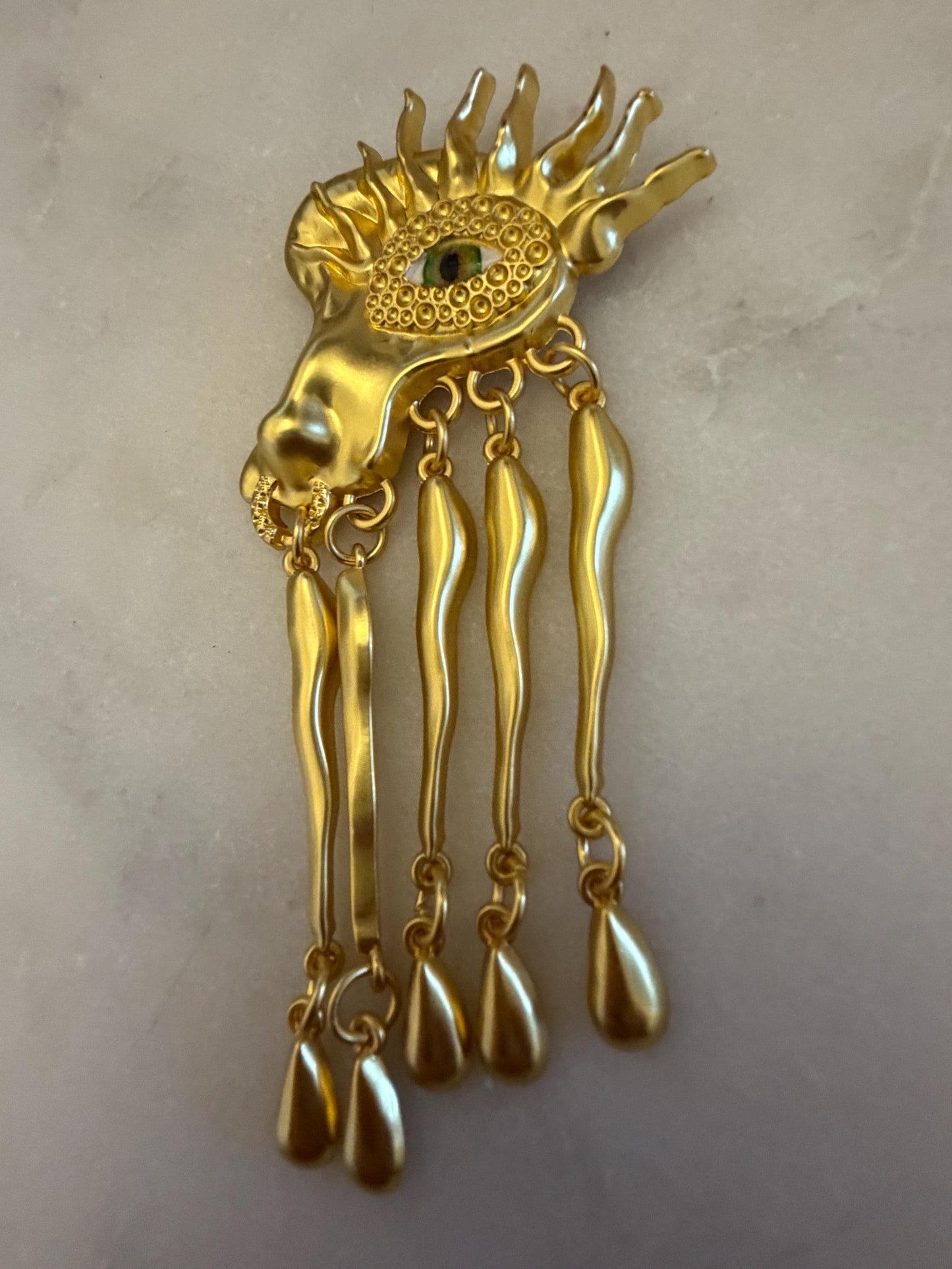 Brooch, Eye Brooch, Pin on Gold, 10cm x 4.5cm