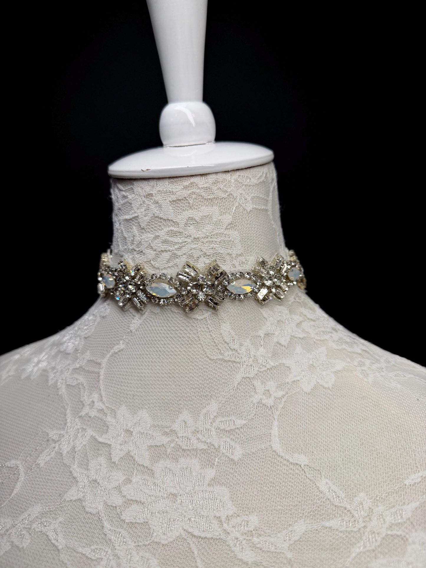 Pearl Jewel Choker: Handmade Elegant Bridal Necklace, Diamante, Jewels, Silver