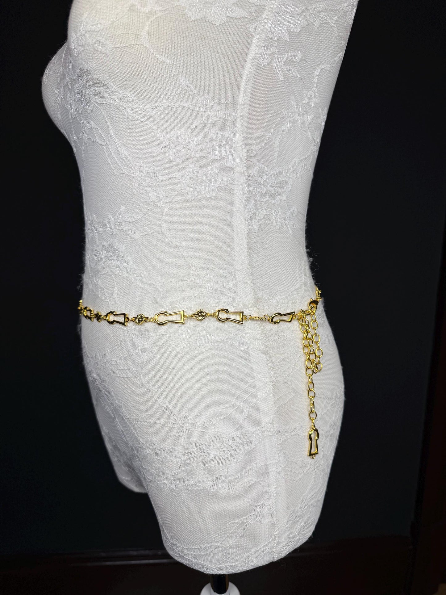 X-long Key Lock Design Belt, Metal Belt, Teen Sizes, Size 18”-60”, Fan Design, Fan Collection, Gold, Metal belt, Fashion Accessory