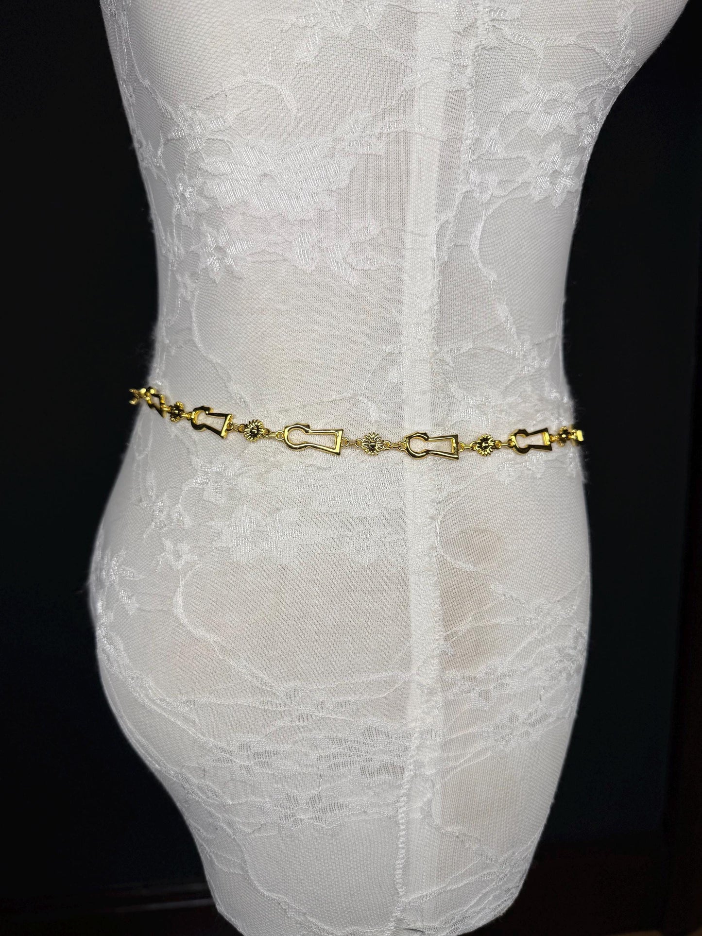 X-long Key Lock Design Belt, Metal Belt, Teen Sizes, Size 18”-60”, Fan Design, Fan Collection, Gold, Metal belt, Fashion Accessory
