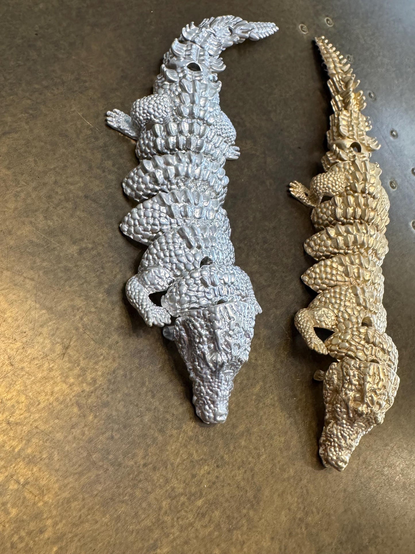 Crocodile Brooch, Stunning, Elegance, Gift, Brooch, Pin on Brooch, Matt Gold, Matt Silver, Cake Decoration, Shouder Brooch, Bags, Dresses