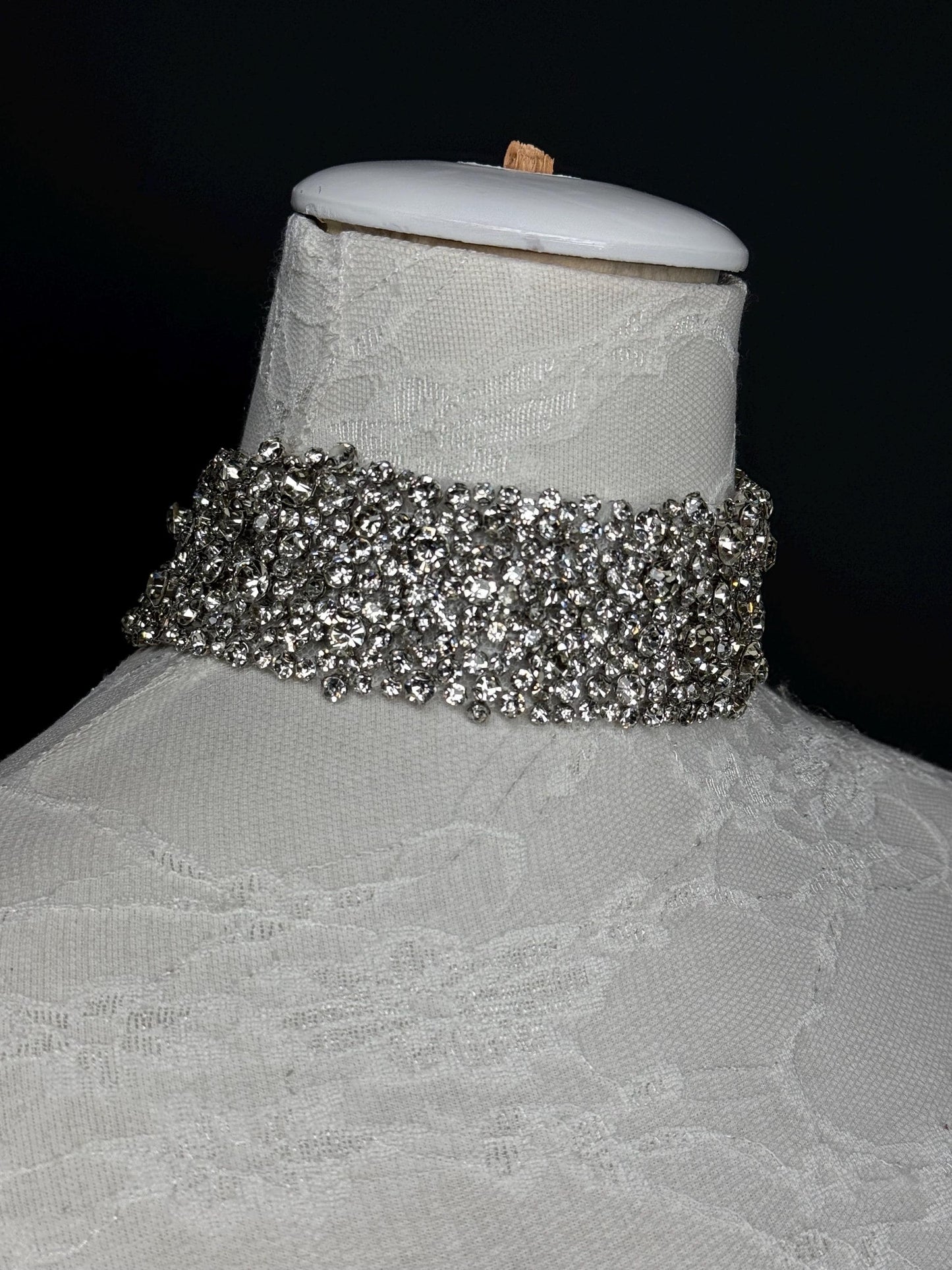Jewel Rhinestone with Pearl Choker Handmade, Exclusive FAN Design
