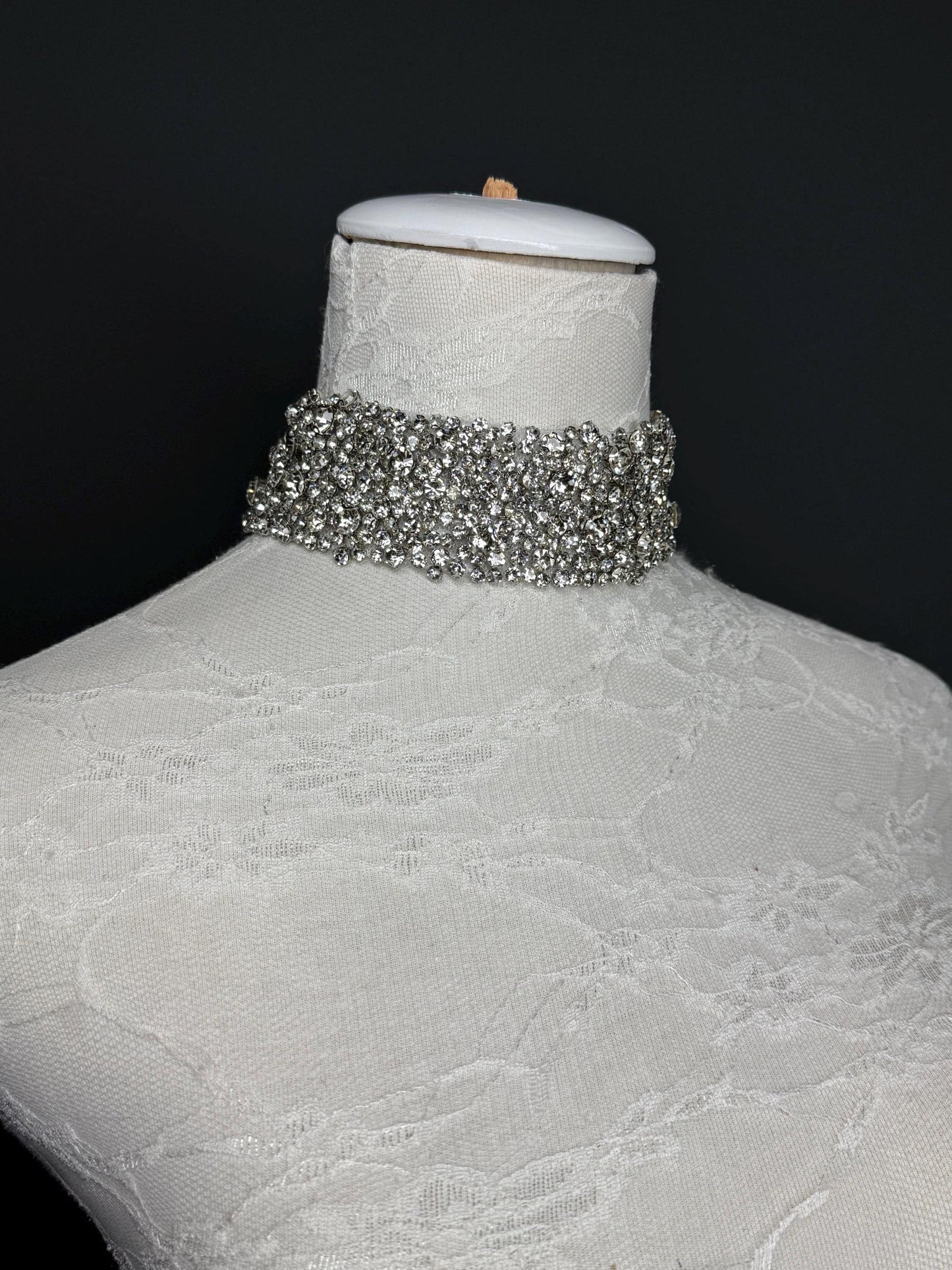 Jewel Rhinestone with Pearl Choker Handmade, Exclusive FAN Design