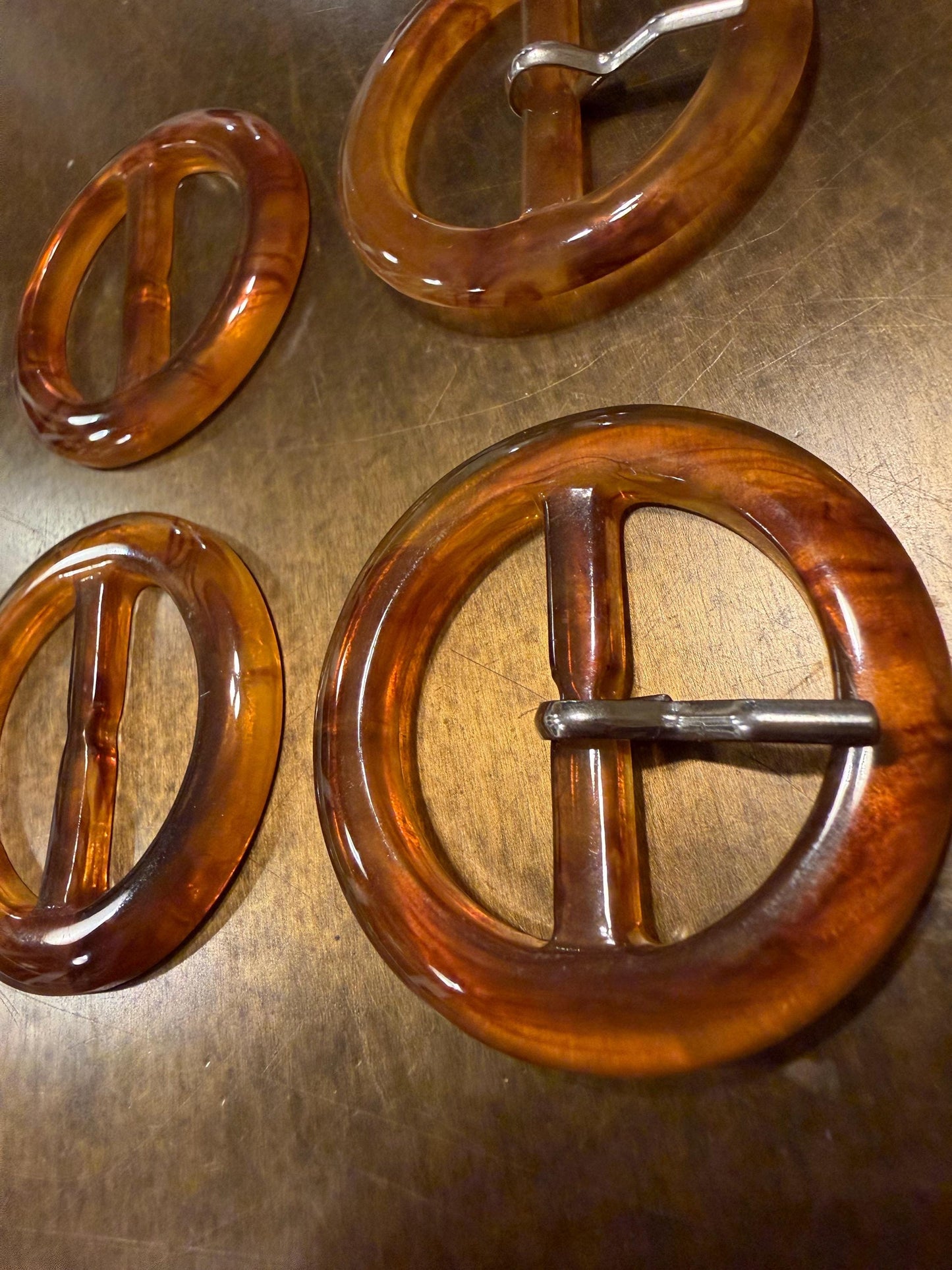Tortoiseshell Buckle, Round Slider, 4cm Outer Diameter