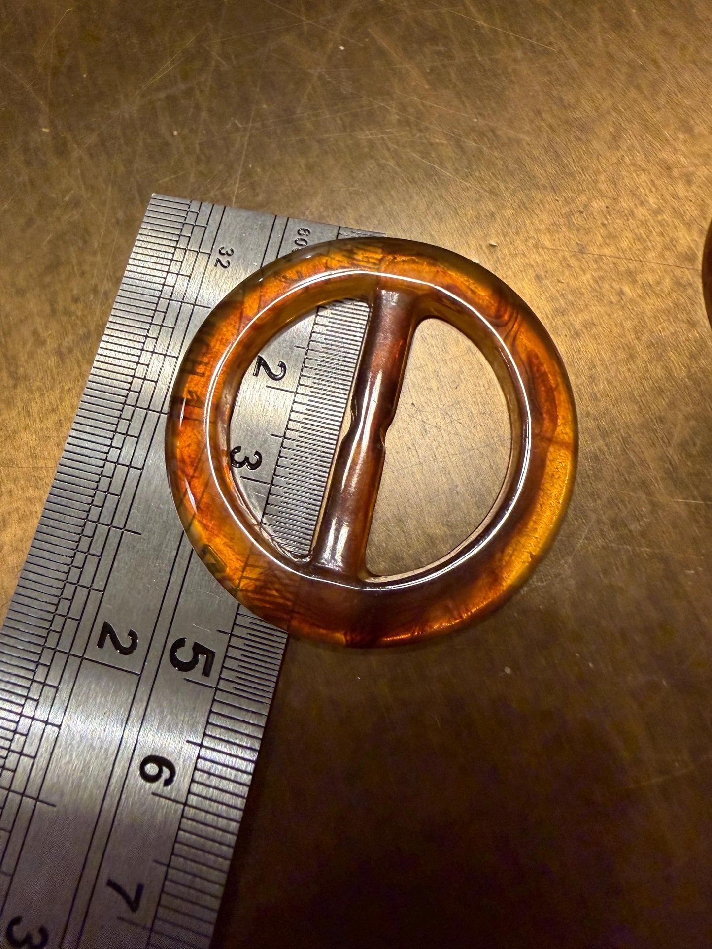 Tortoiseshell Buckle, Round Slider, 4cm Outer Diameter