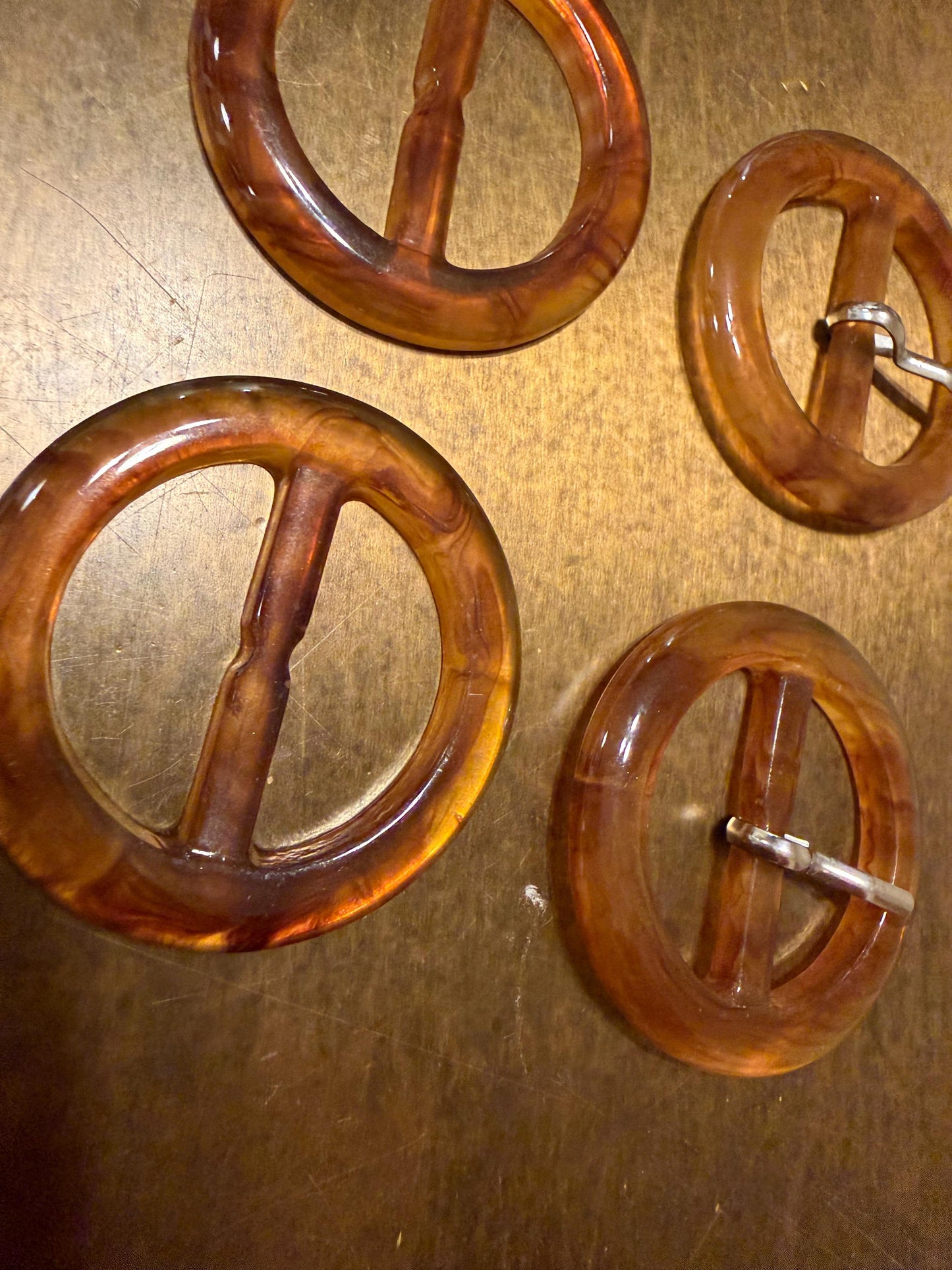 Tortoiseshell Buckle, Round Slider, 4cm Outer Diameter