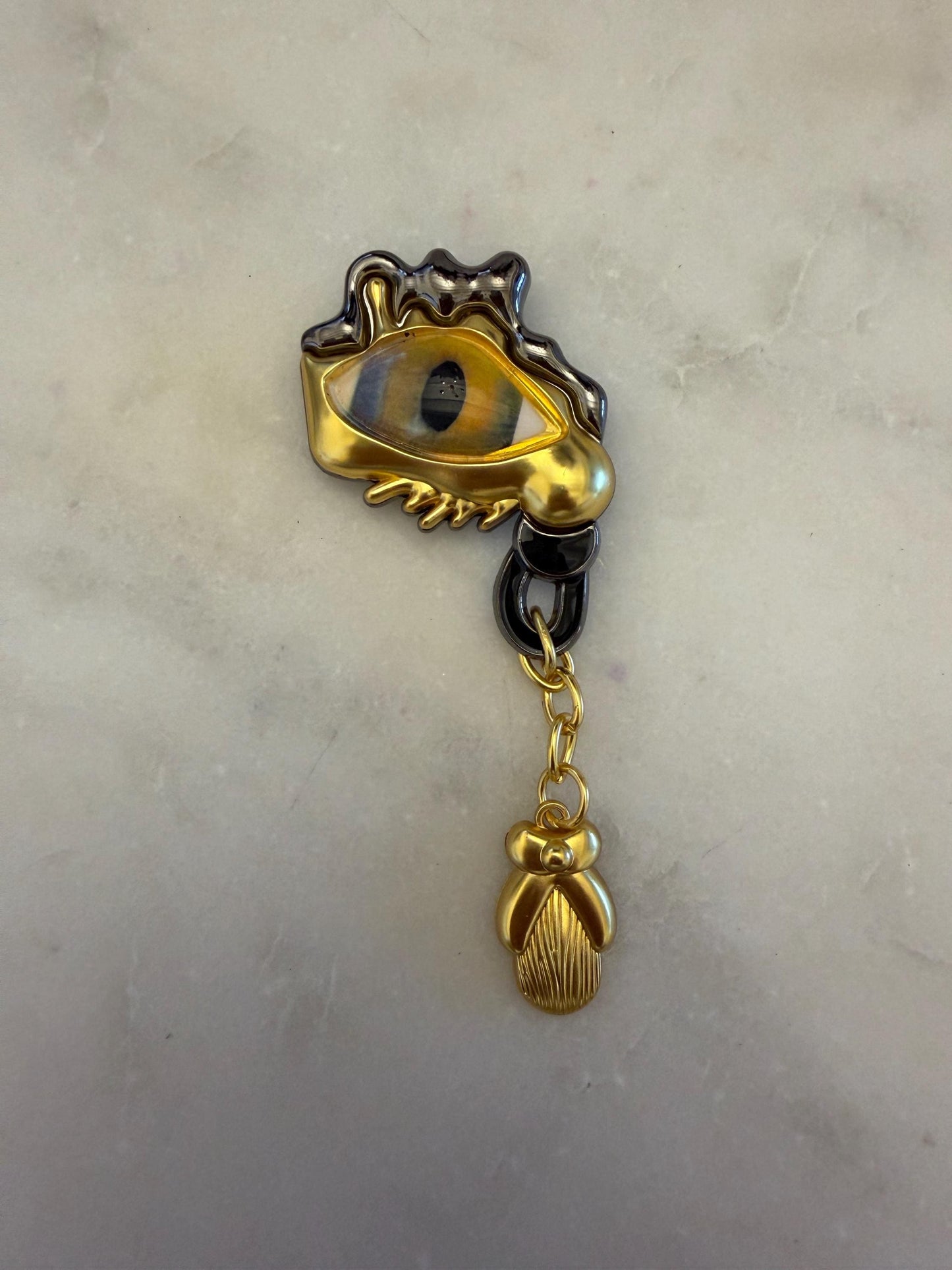 Brooch, Eye Brooch, Pin on Gold, 9.5cm x 4.5cm