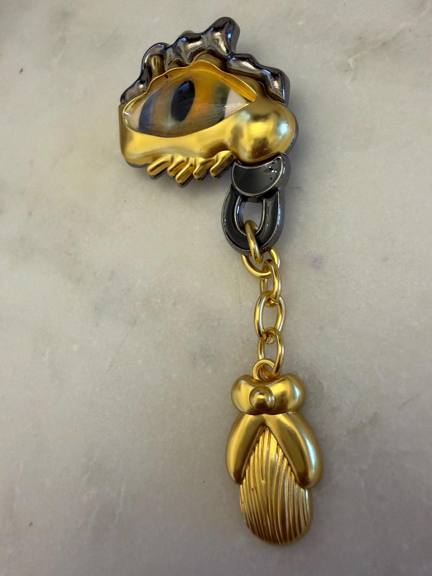 Brooch, Eye Brooch, Pin on Gold, 9.5cm x 4.5cm