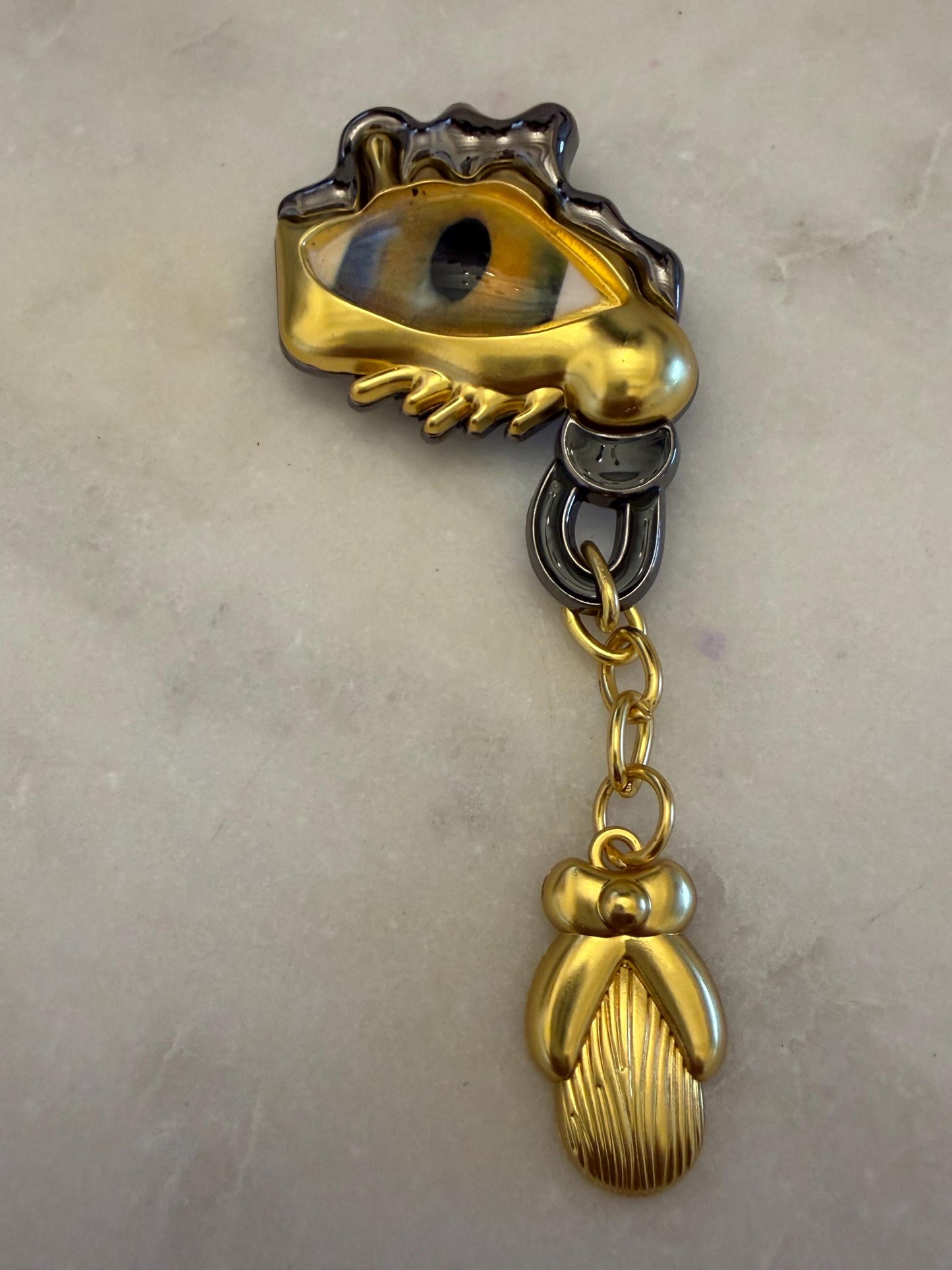 Brooch, Eye Brooch, Pin on Gold, 9.5cm x 4.5cm