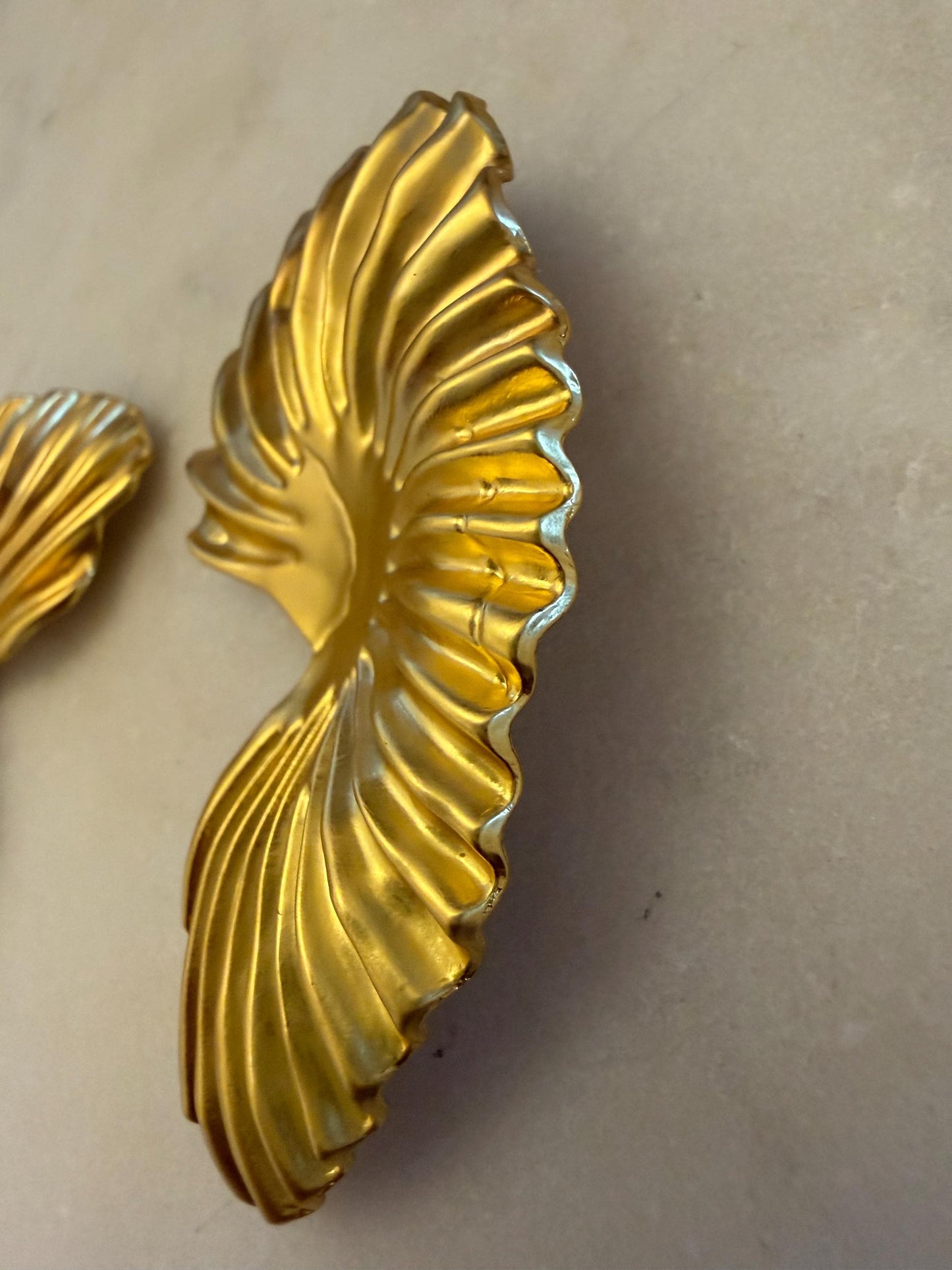 Brooch, Pin on Gold, 7.5cm x 4.5cm