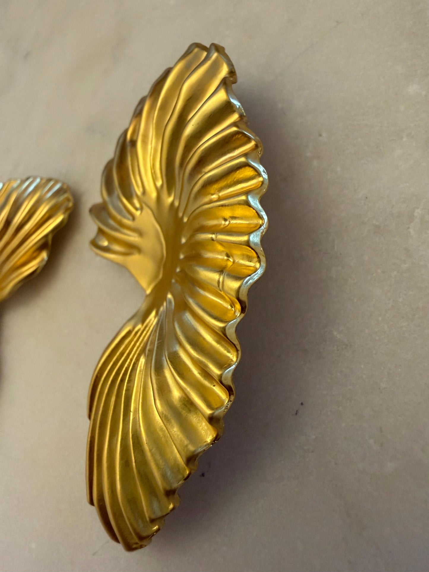 Brooch, Pin on Gold, 7.5cm x 4.5cm