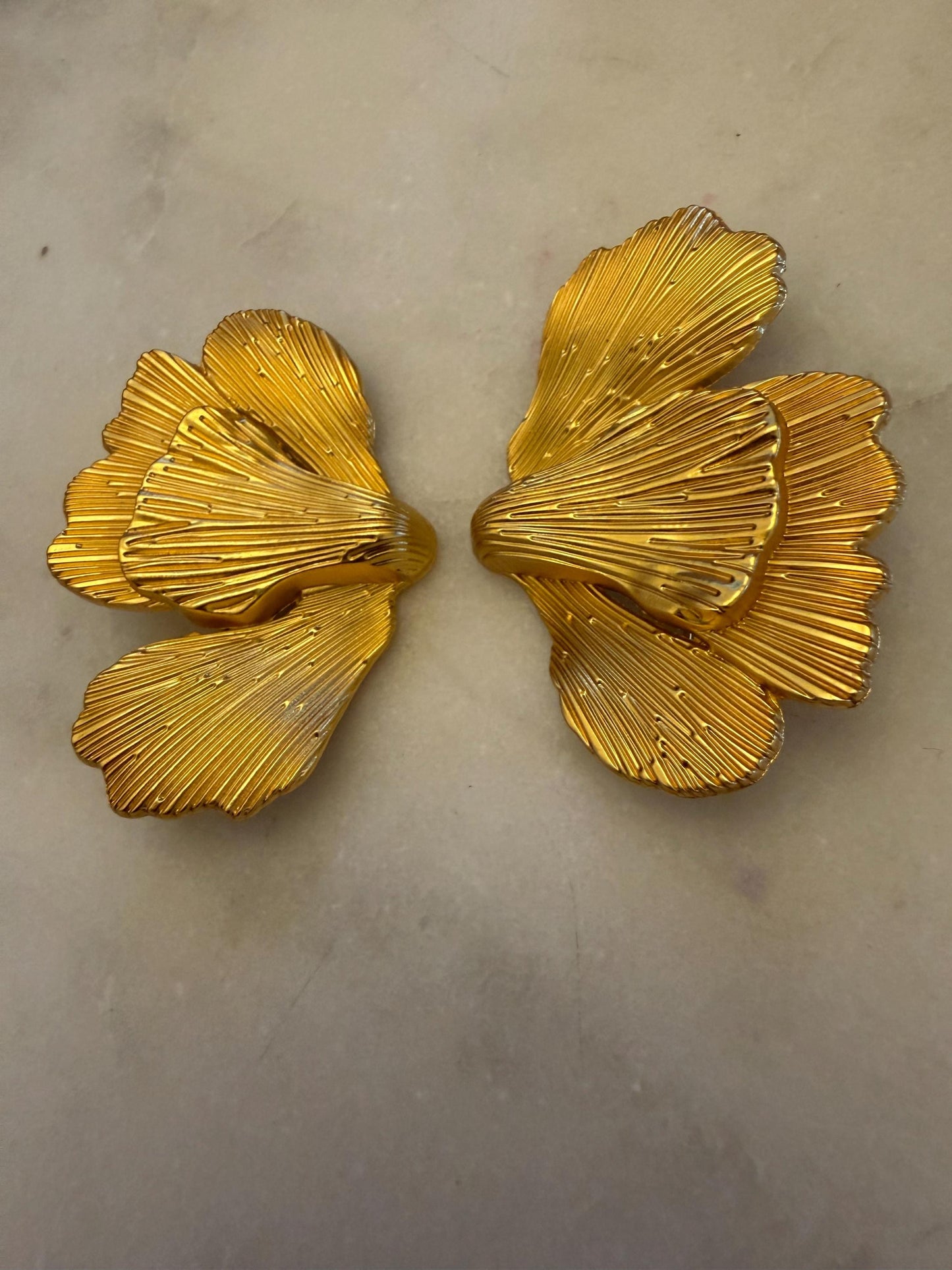Brooch, Pin on Gold, 5.5cm x 4cm