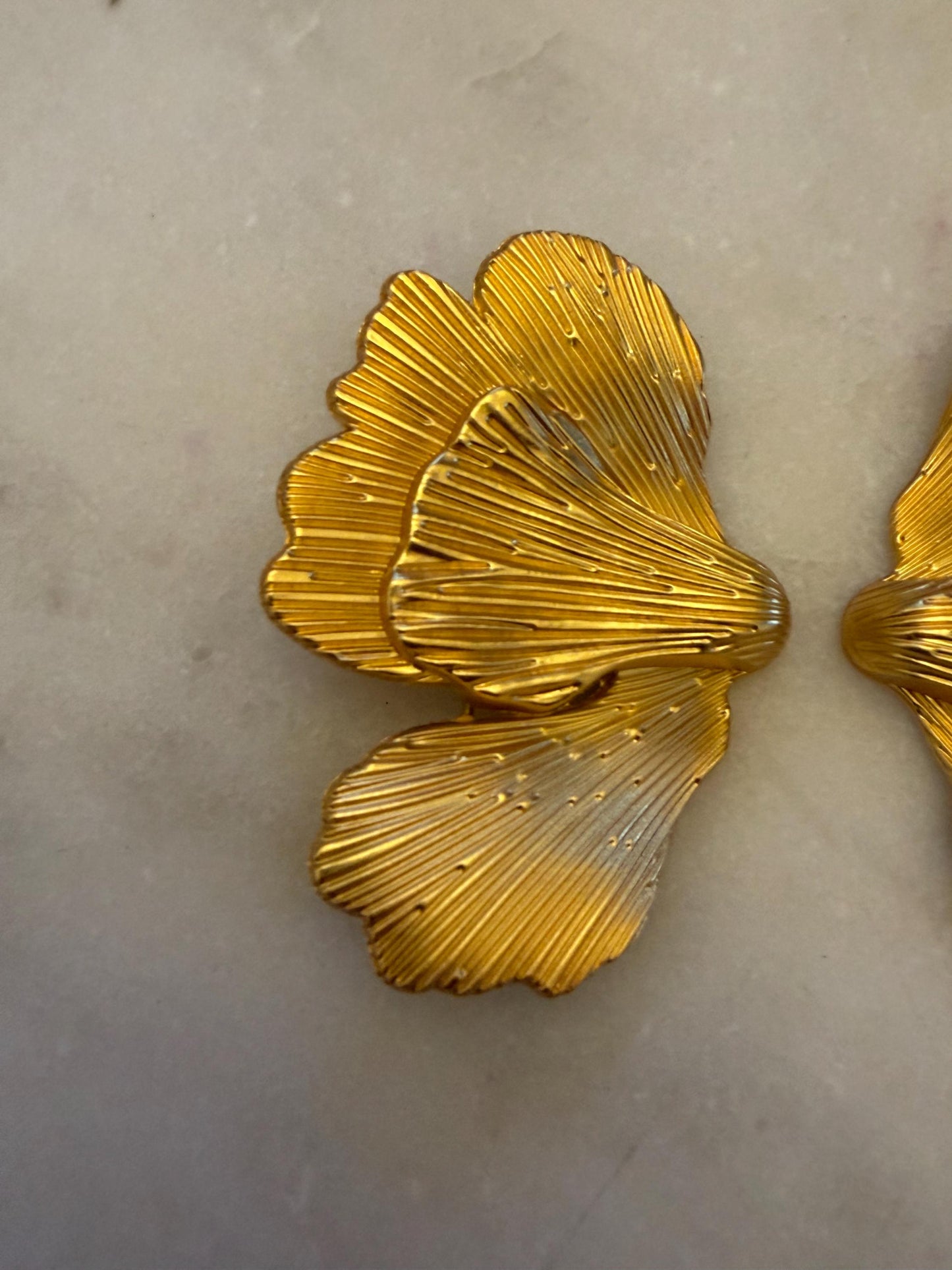 Brooch, Pin on Gold, 5.5cm x 4cm
