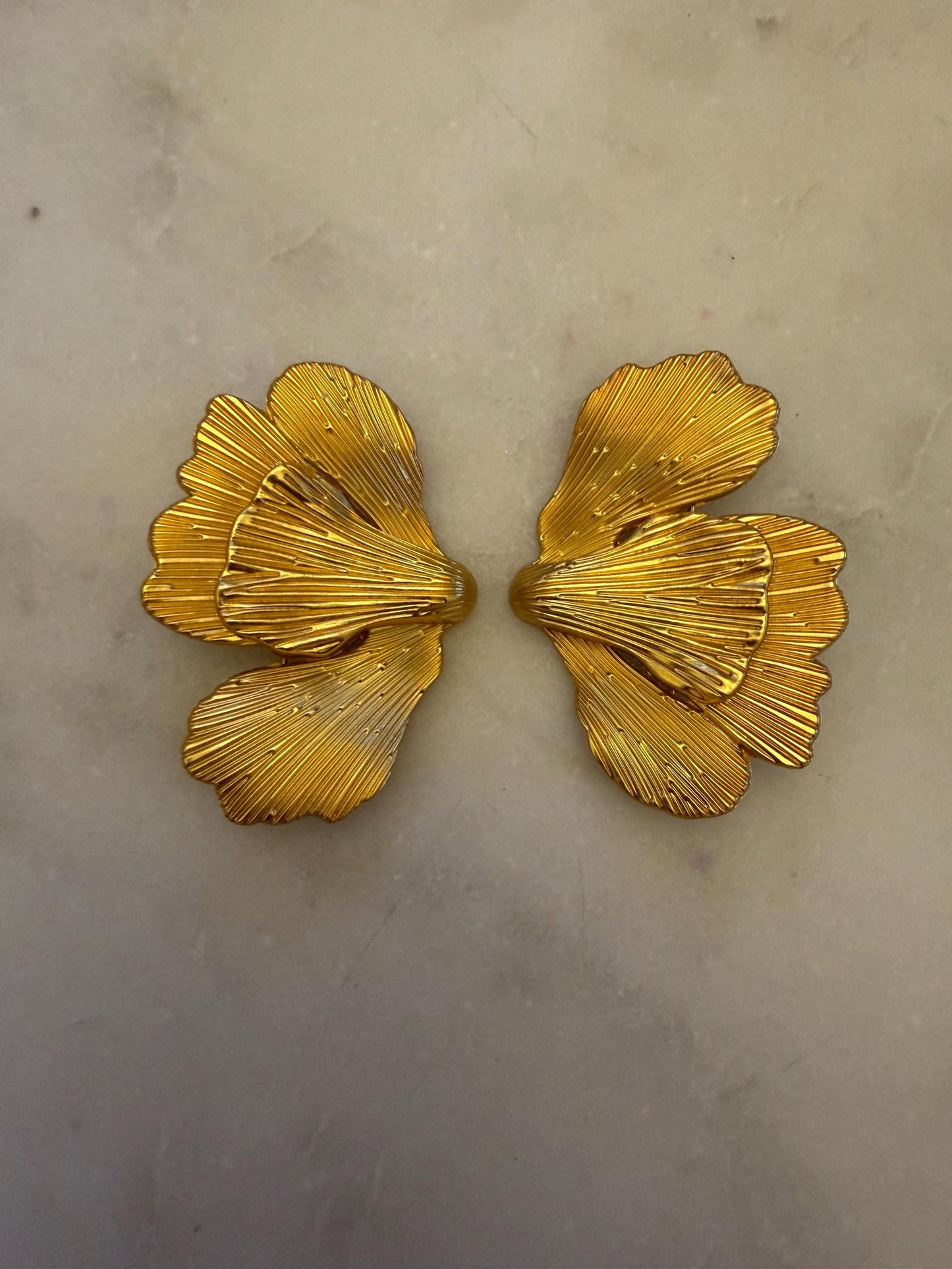 Brooch, Pin on Gold, 5.5cm x 4cm