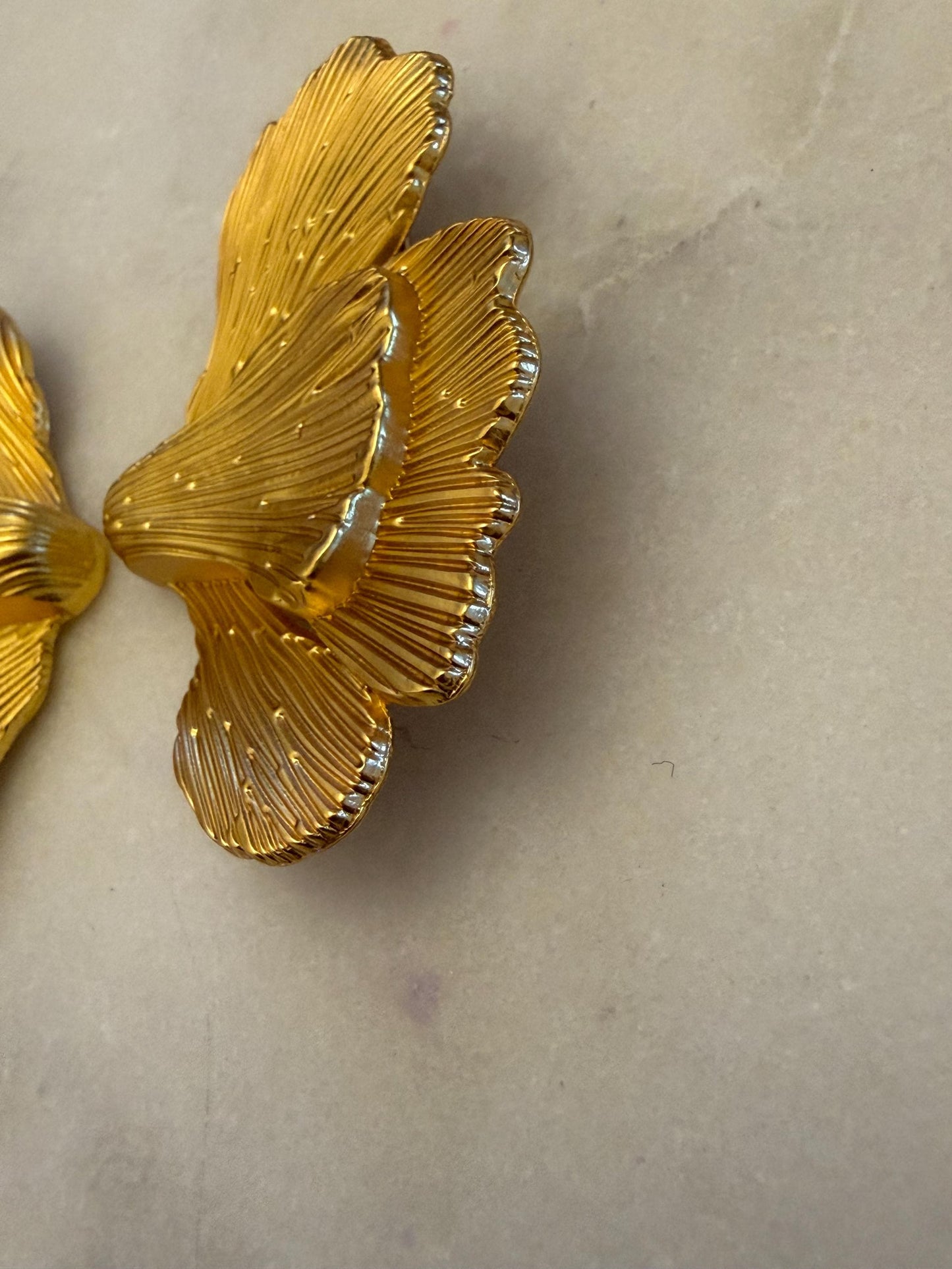 Brooch, Pin on Gold, 5.5cm x 4cm