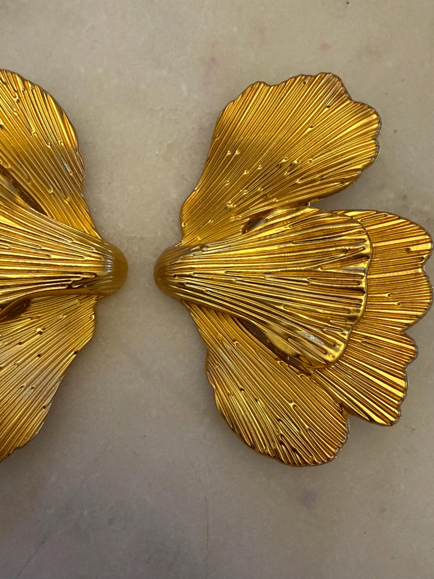 Brooch, Pin on Gold, 5.5cm x 4cm