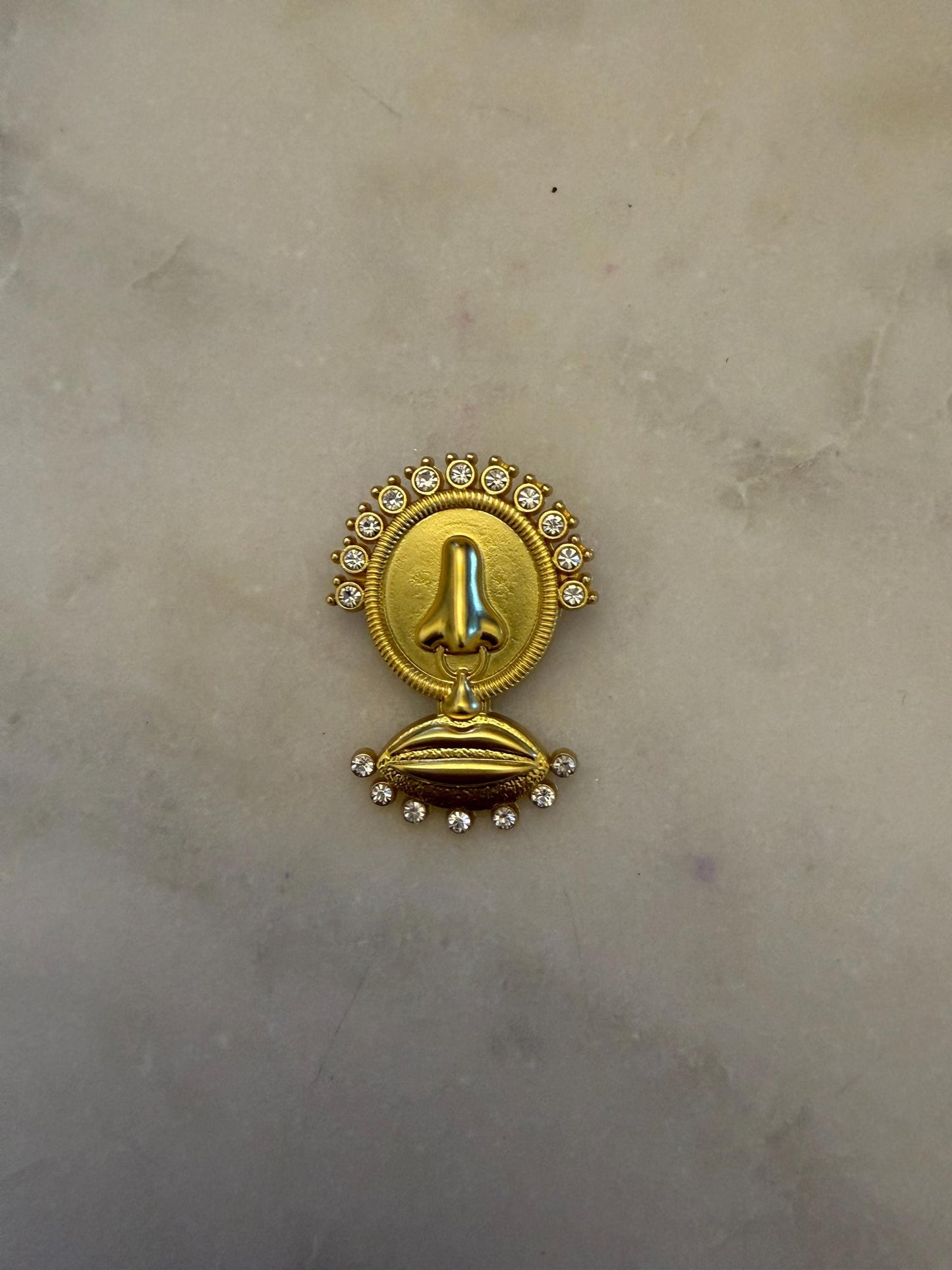 Brooch, Pin on Gold, 4.2cm x 3cm