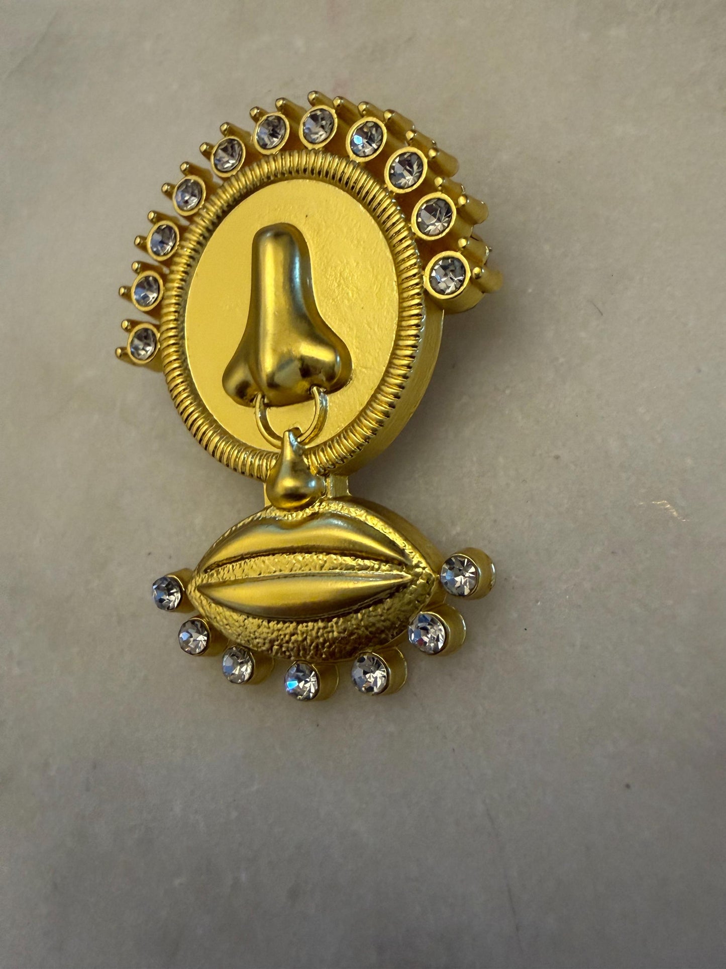 Brooch, Pin on Gold, 4.2cm x 3cm
