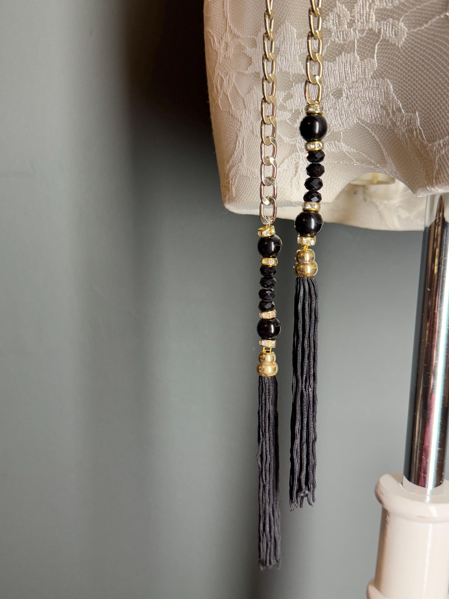 Velvet Chain Belt, Gold Metal Chain Belt, Size 28”-44”, Fan Design, Fan Collection, Gold, Metal belt, Fashion Accessory