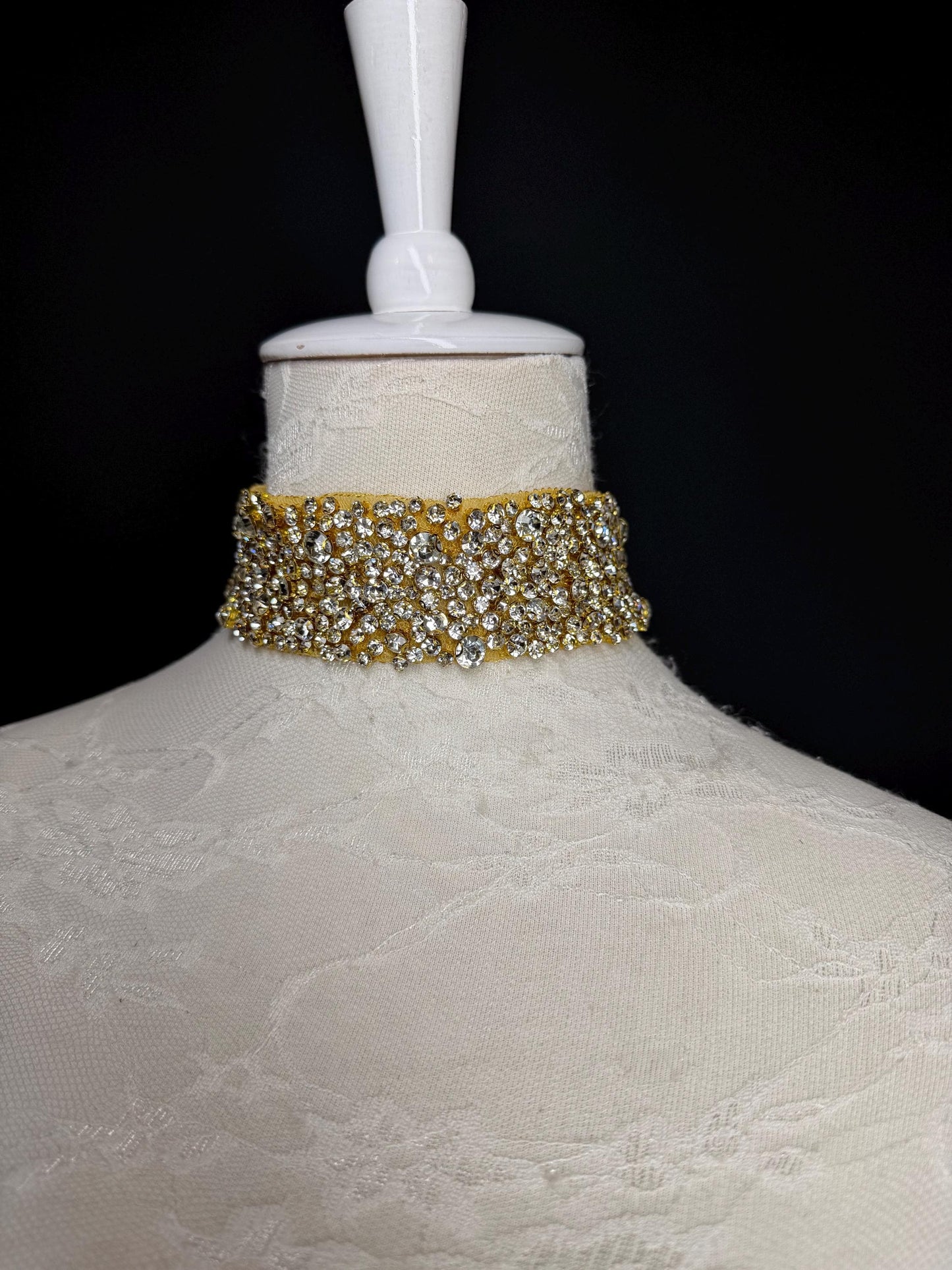 Jewel Rhinestone with Pearl Choker Handmade, Exclusive FAN Design