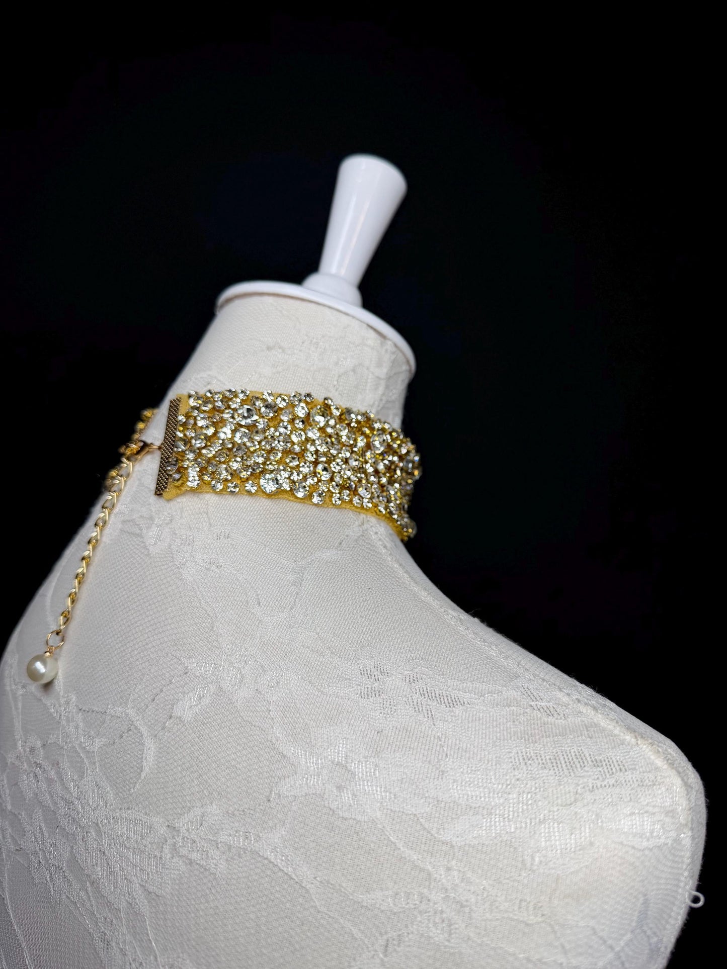 Jewel Rhinestone with Pearl Choker Handmade, Exclusive FAN Design