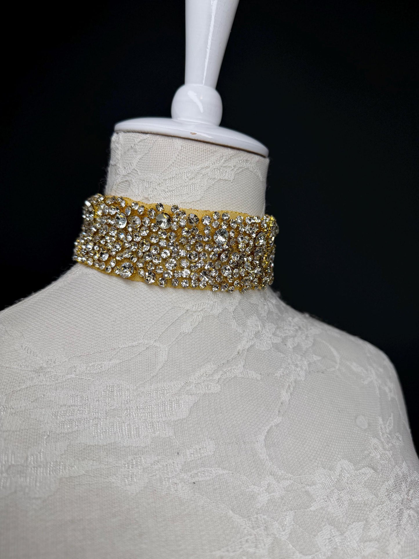 Jewel Rhinestone with Pearl Choker Handmade, Exclusive FAN Design