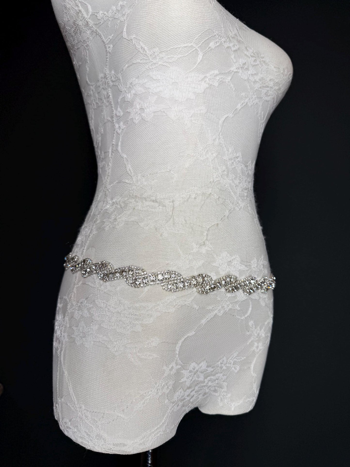 Rhinestone Jewel Belt, Metal Belt, Teen Sizes, Size 18”-60”, Fan Design, Fan Collection, Silver Metal belt, Fashion Accessory