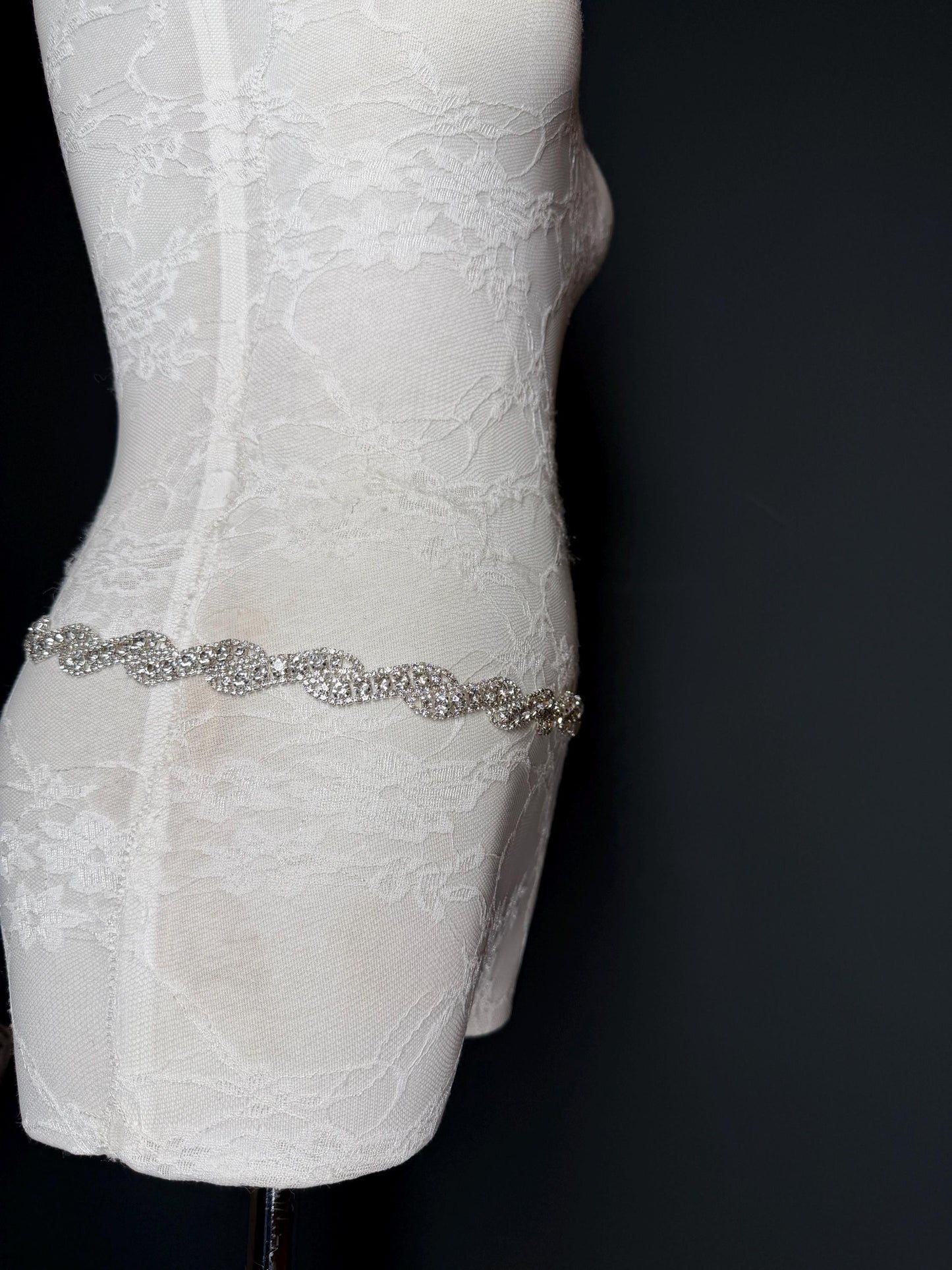 Rhinestone Jewel Belt, Metal Belt, Teen Sizes, Size 18”-60”, Fan Design, Fan Collection, Silver Metal belt, Fashion Accessory
