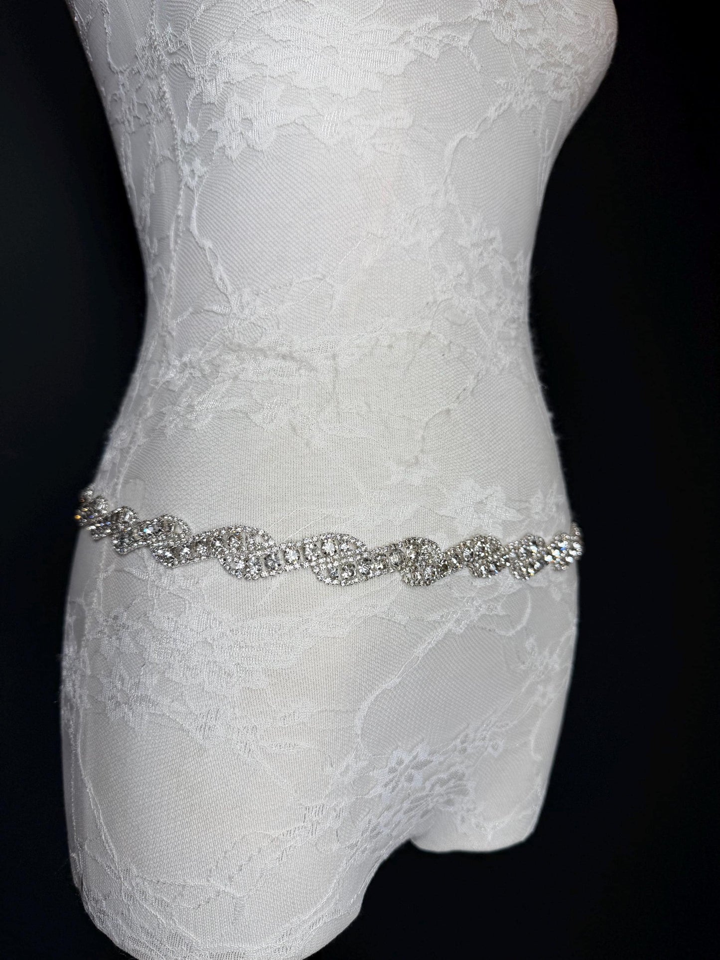 Rhinestone Jewel Belt, Metal Belt, Teen Sizes, Size 18”-60”, Fan Design, Fan Collection, Silver Metal belt, Fashion Accessory