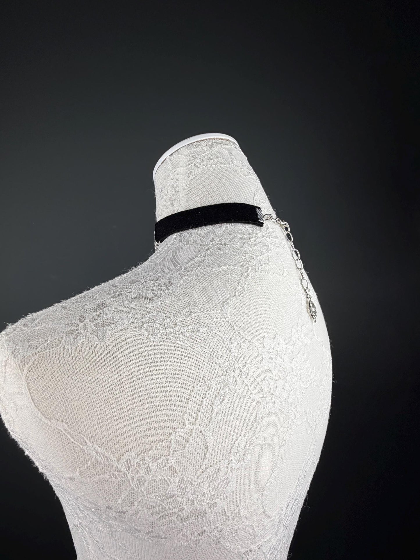 Jewel Choker: Handmade Elegant Necklace, Diamante, Jewels, Silver, Black