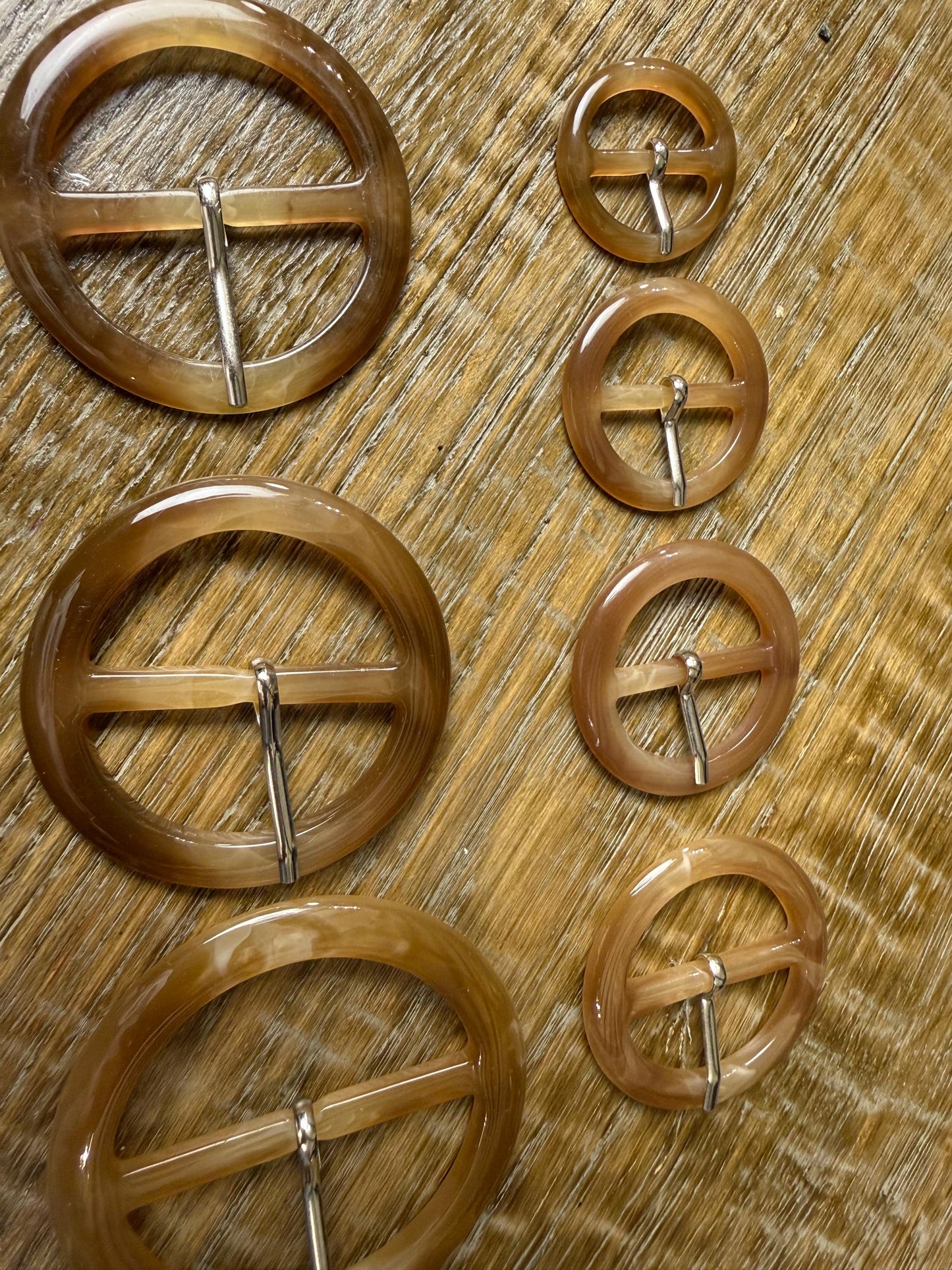 Mock Horn Effect Round Buckles, Brown, 7 Sizes, Clothing Bags Crafts Belts